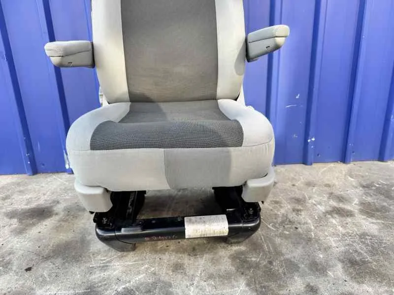 Asiento Delantero Izquierdo para Volkswagen T5 Transporter (7E)