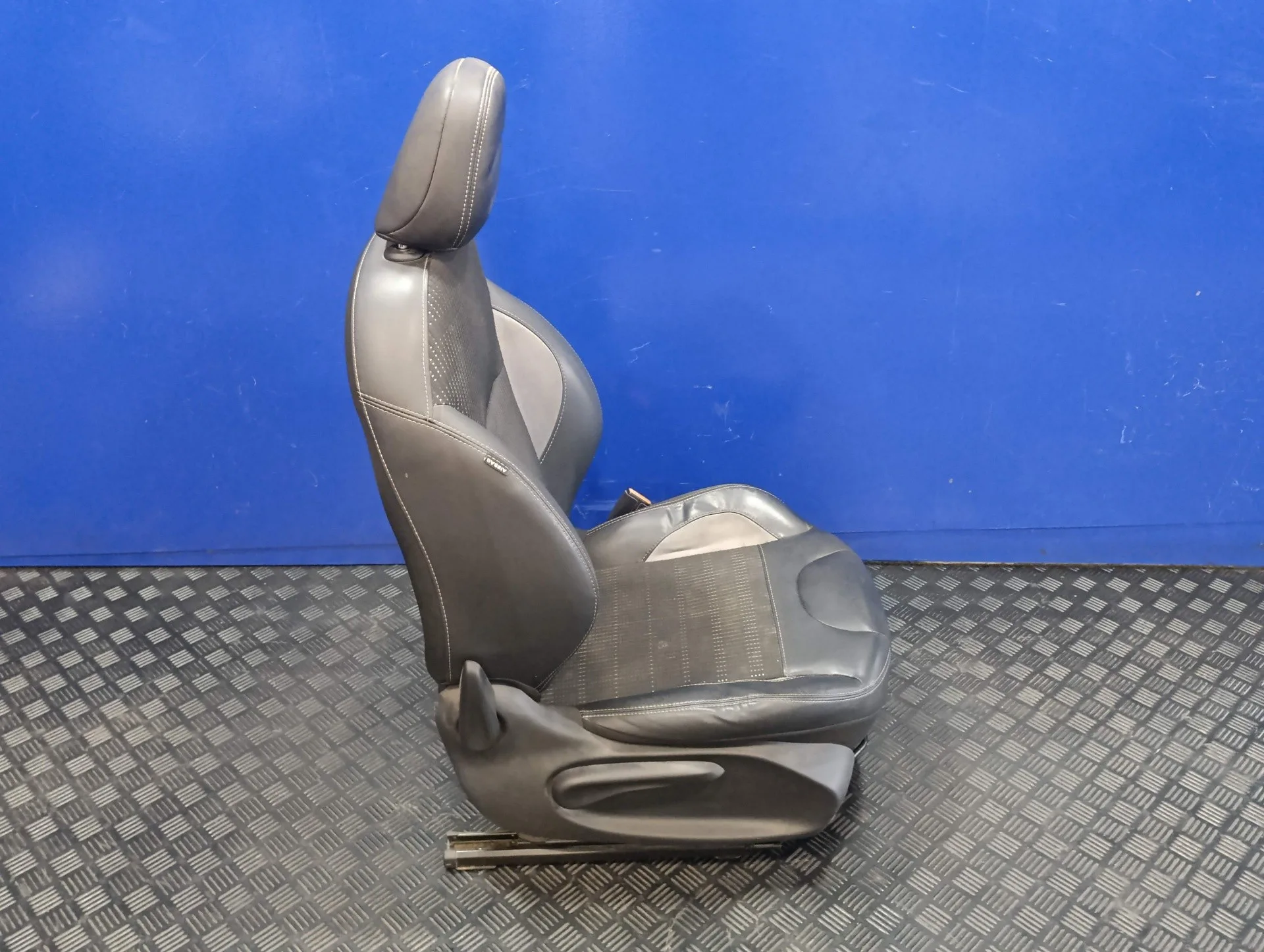 Asiento Delantero Derecho para Peugeot 2008 (--.2013->)