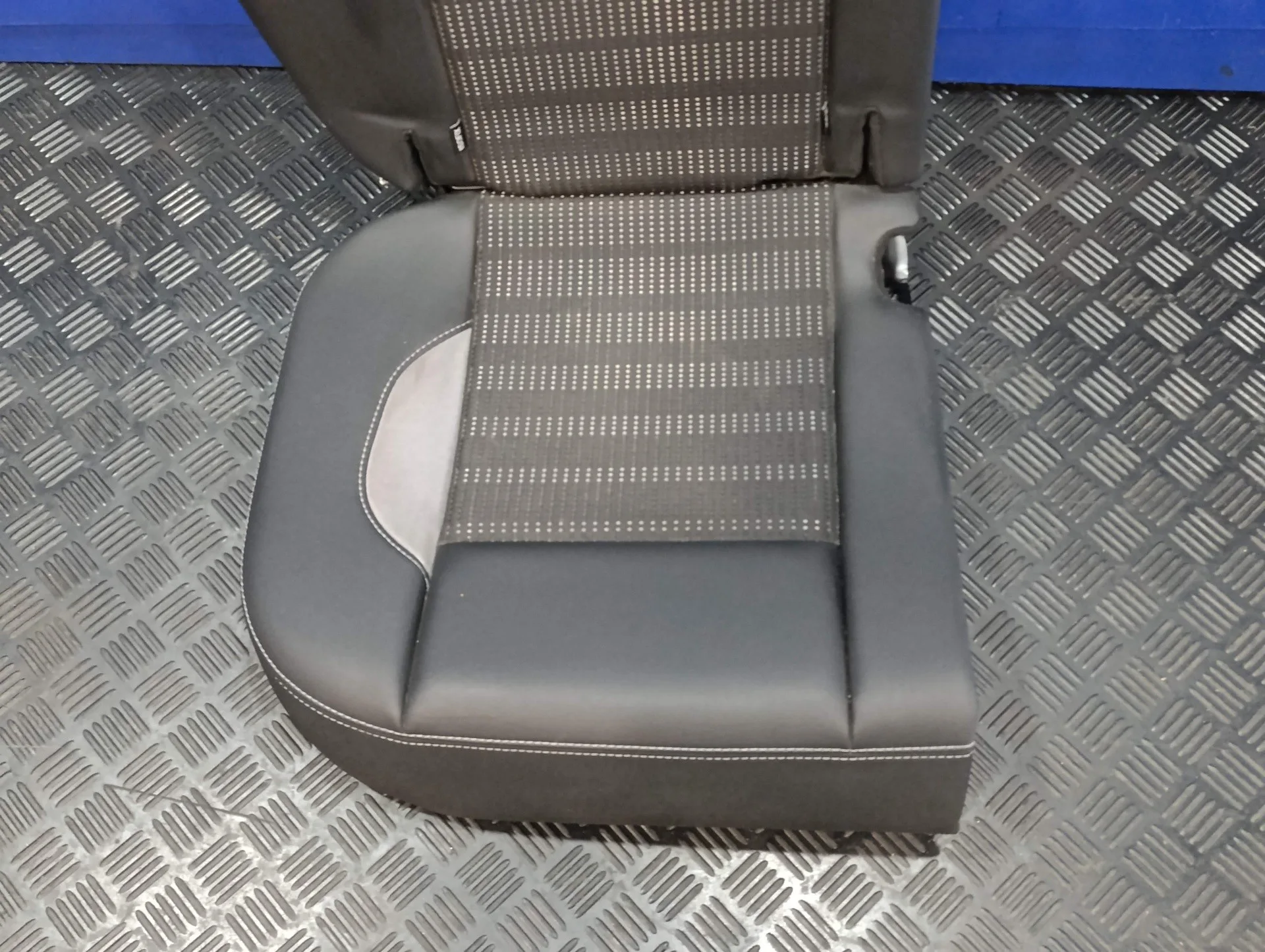 Asientos Trasero Derecho para Peugeot 2008 (--.2013->)