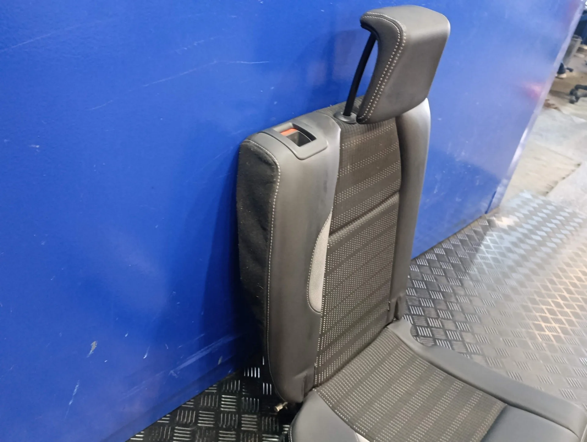 Asientos Trasero Derecho para Peugeot 2008 (--.2013->)