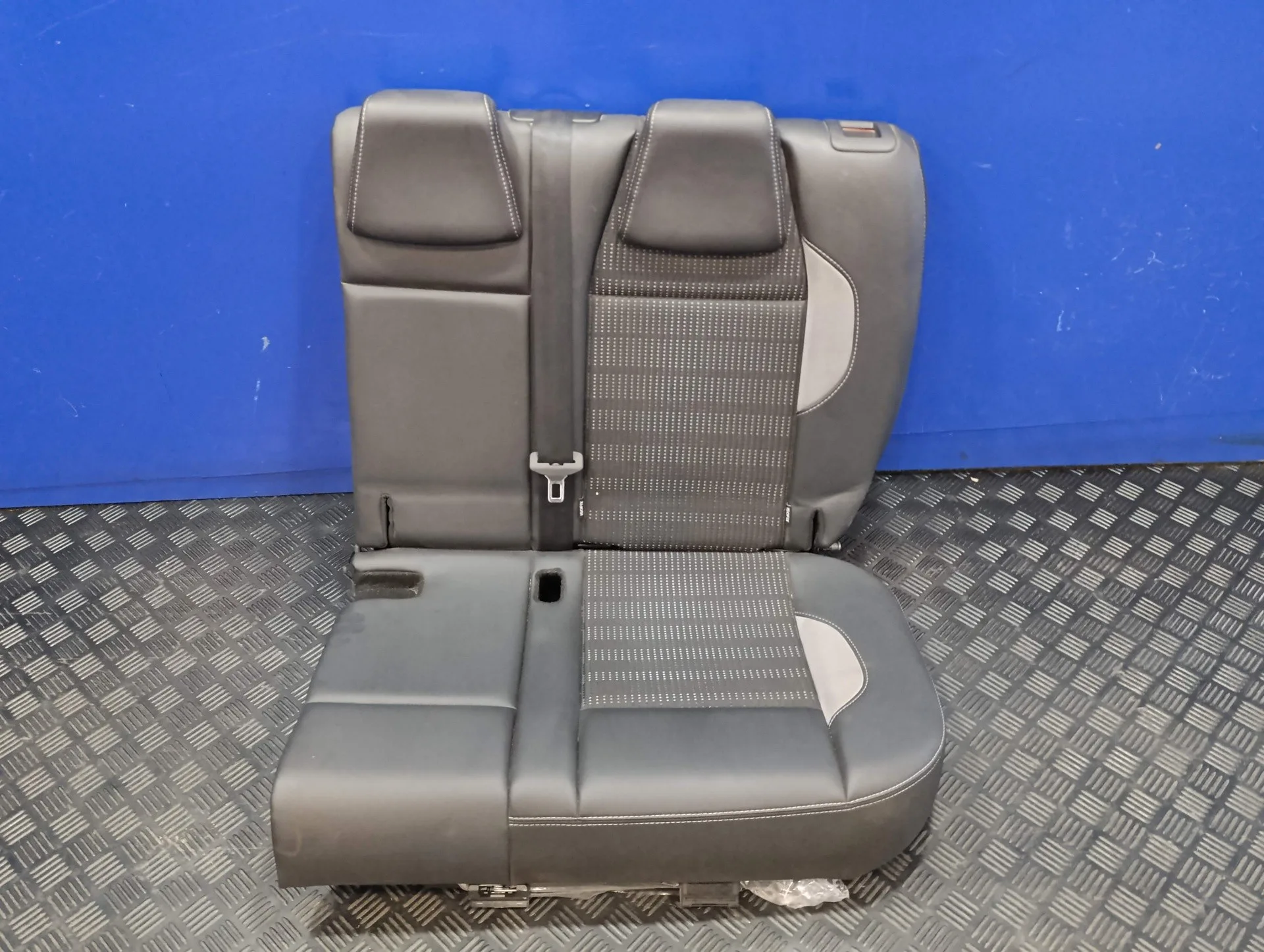 Asientos Trasero Izquierdo para Peugeot 2008 (--.2013->)