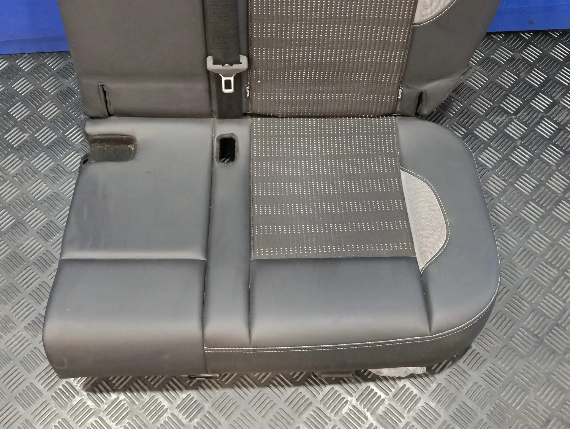 Asientos Trasero Izquierdo para Peugeot 2008 (--.2013->)