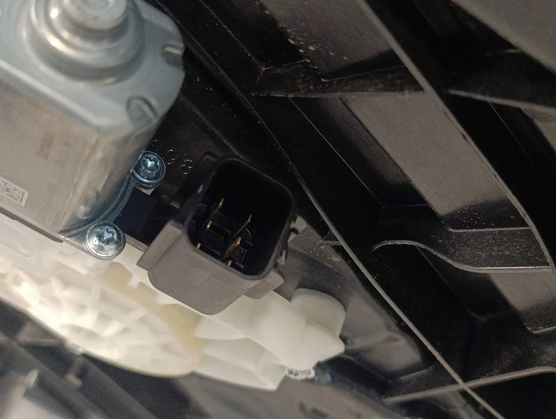 Elevalunas Delantero Izquierdo para Ford Fiesta (Ce1)