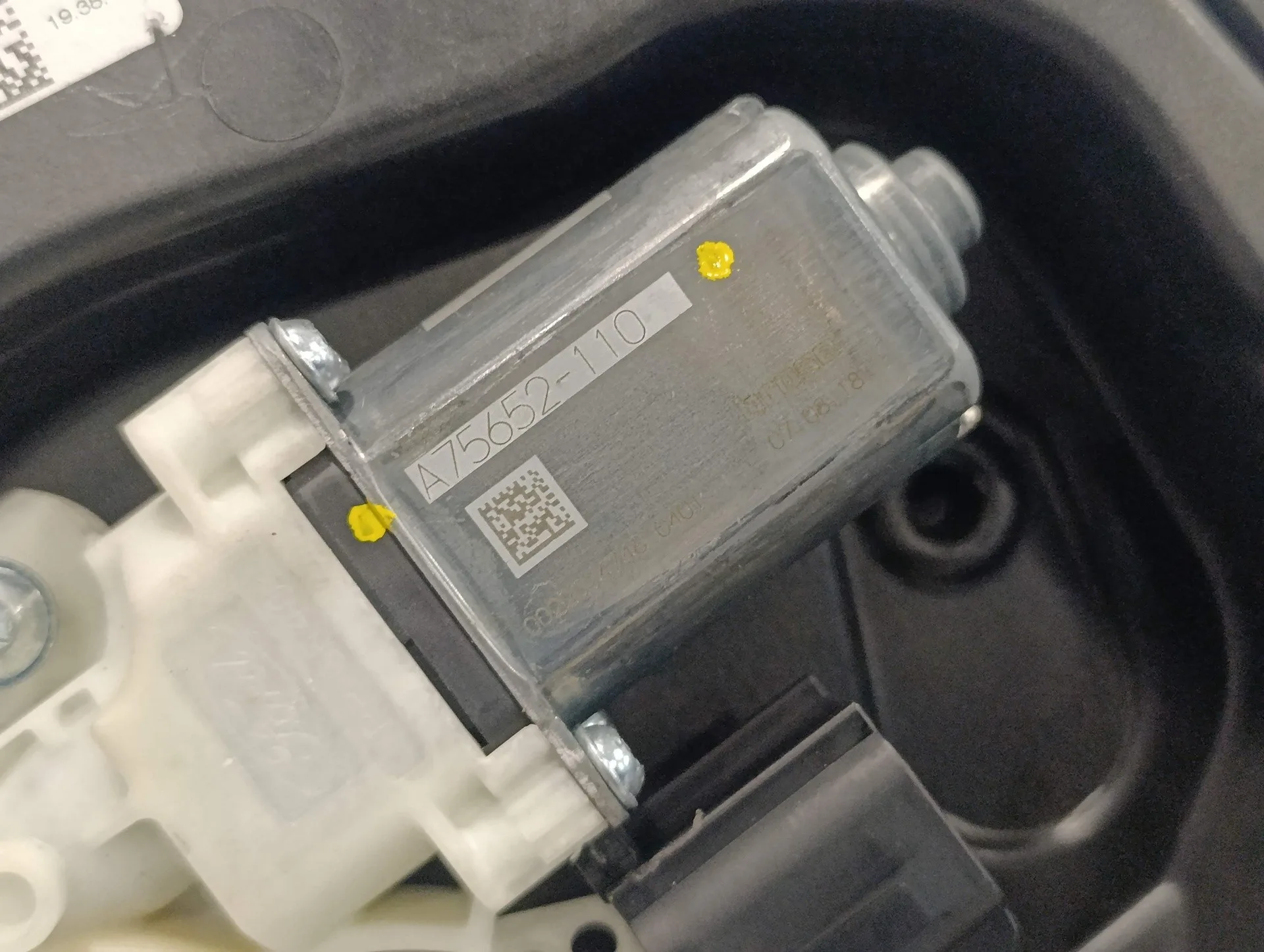 Elevalunas Trasero Izquierdo para Ford Fiesta (Ce1)