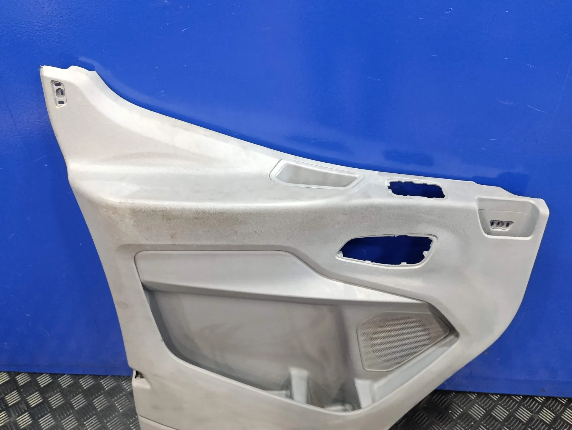 Guarnecido Puerta Delantera Izquierda para Ford Transit Kastenwagen (Ttg)
