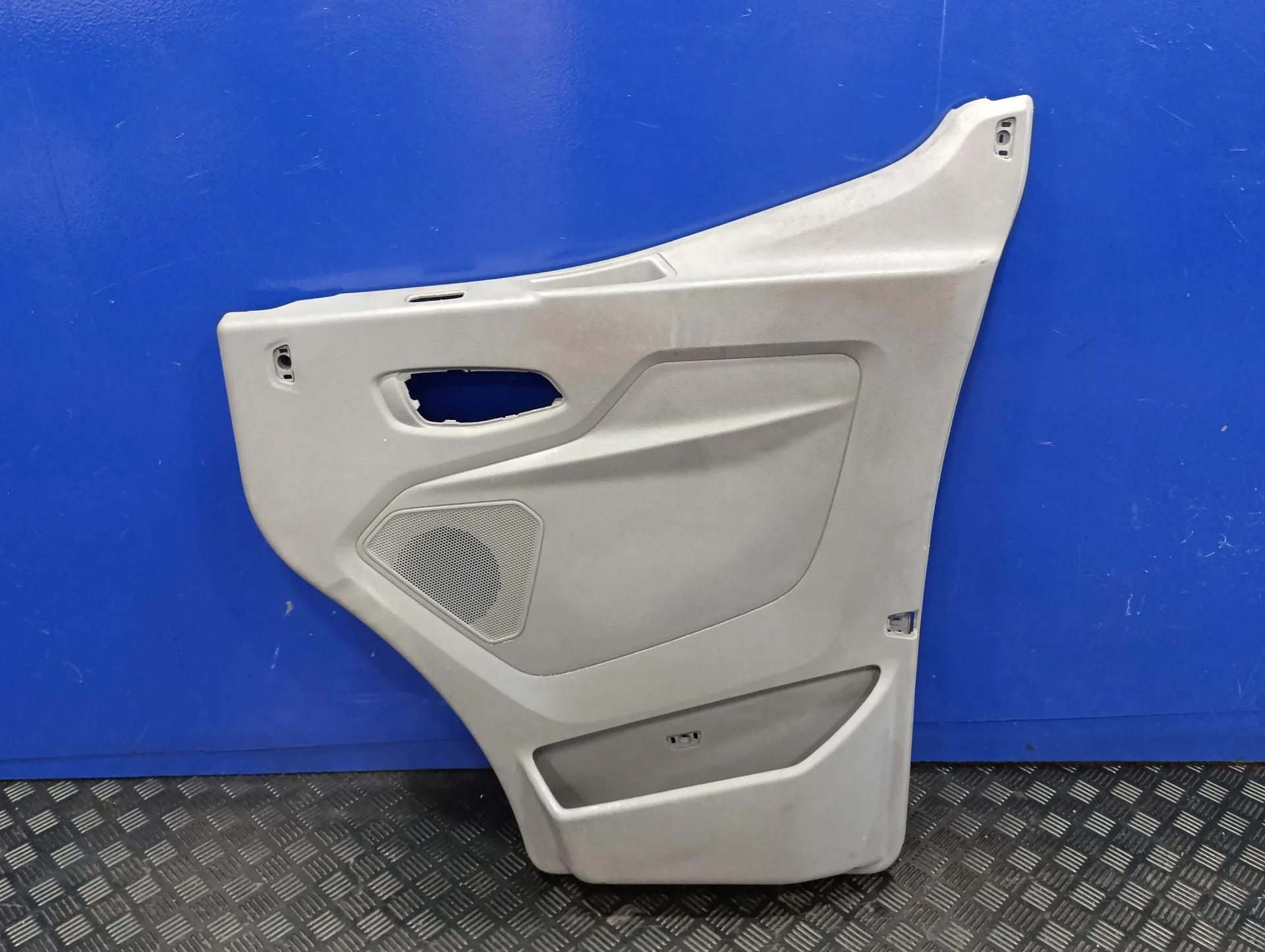 Guarnecido Puerta Delantera Derecha para Ford Transit Kastenwagen (Ttg)
