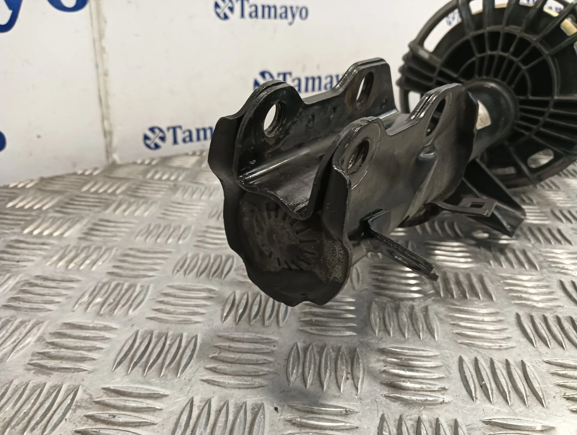 Amortiguador Delantero Izquierdo para Mercedes-Benz Vito Mixto (447)