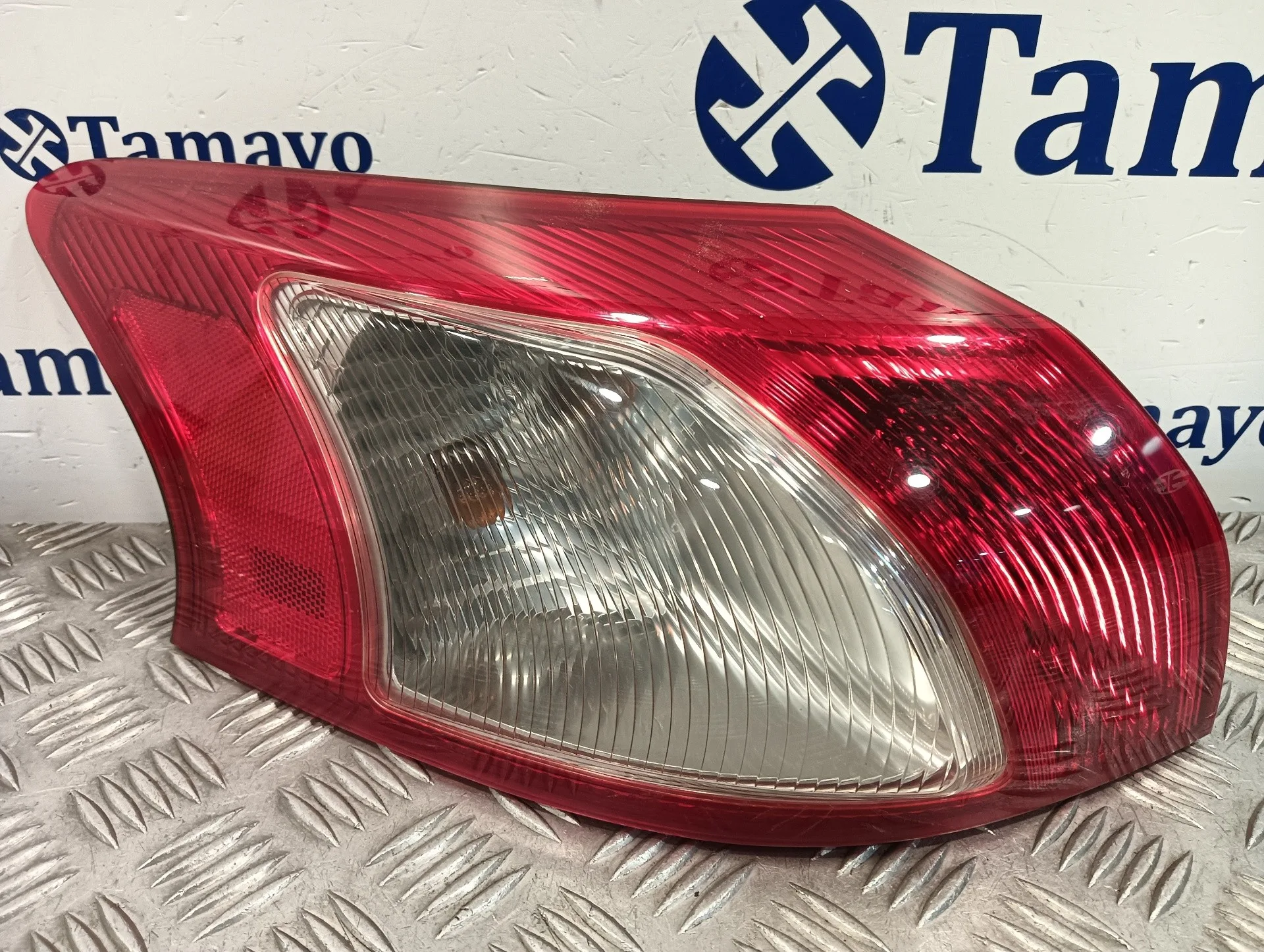 Piloto Trasero Izquierdo para Mitsubishi Lancer Berlina (Cy0)