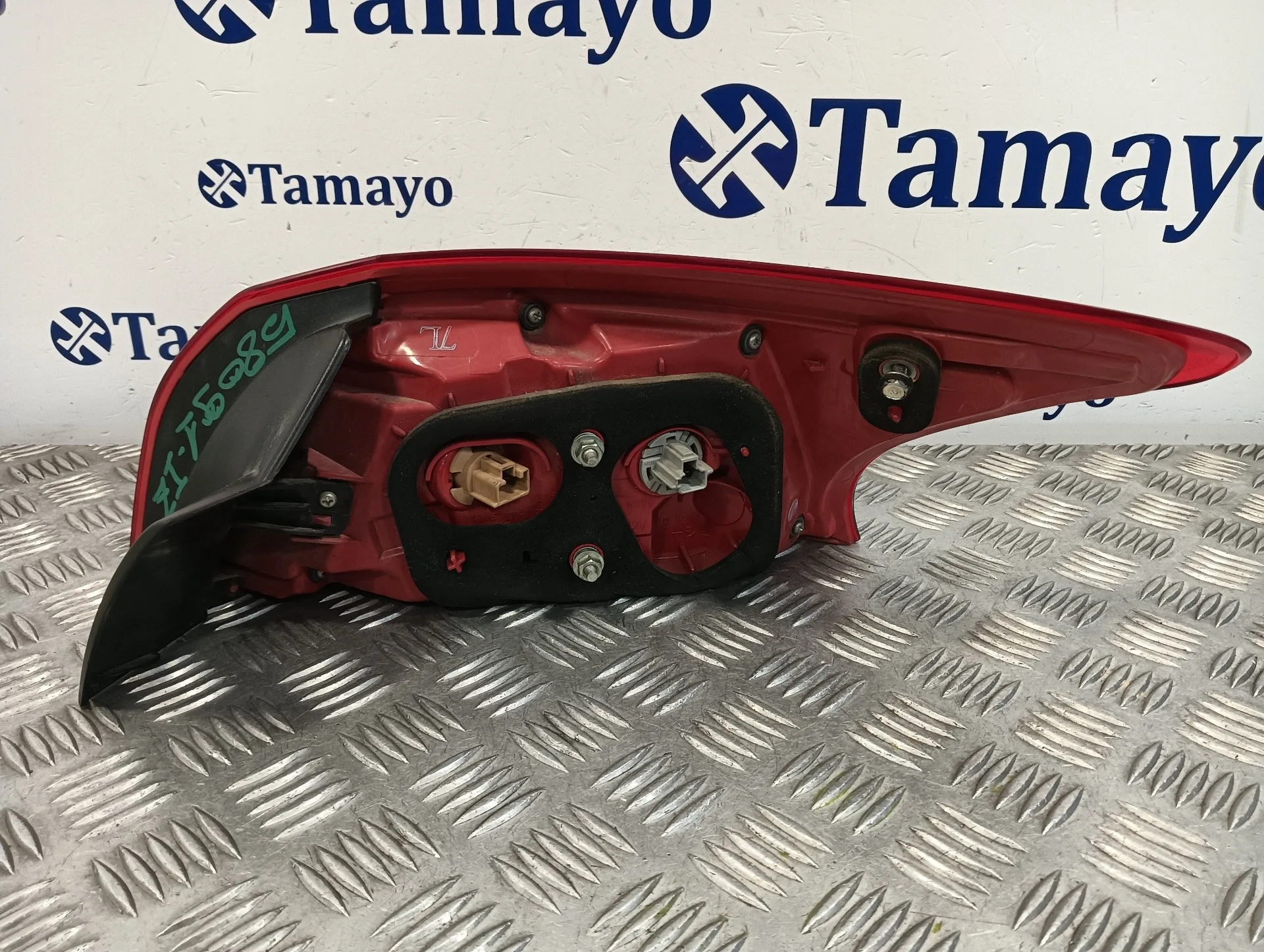 Piloto Trasero Izquierdo para Mitsubishi Lancer Berlina (Cy0)