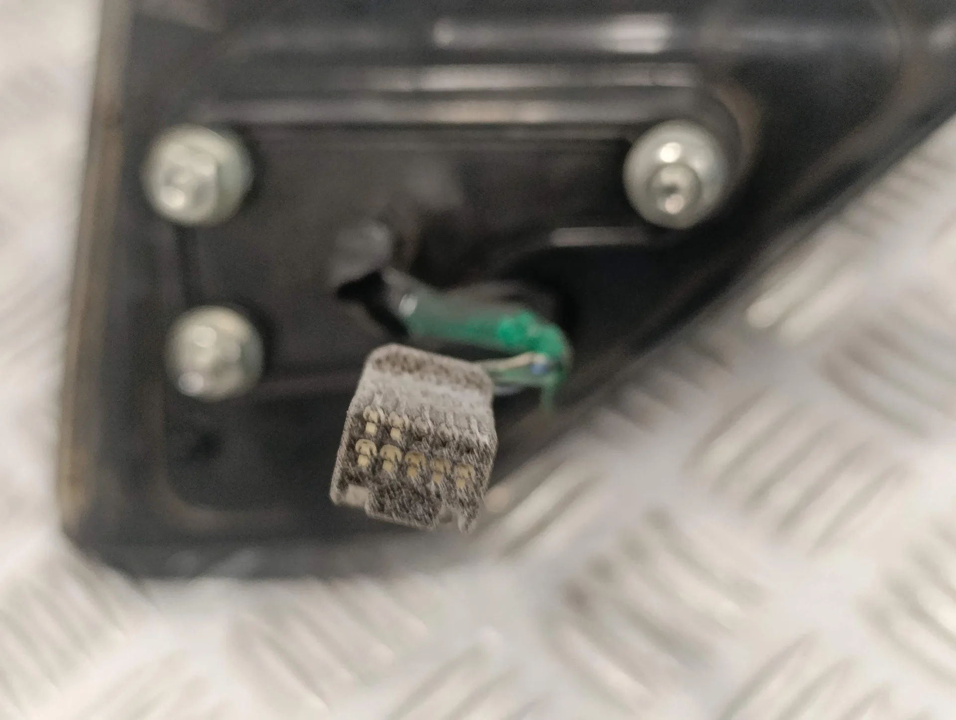Retrovisor Izquierdo para Mitsubishi Lancer Berlina (Cy0)
