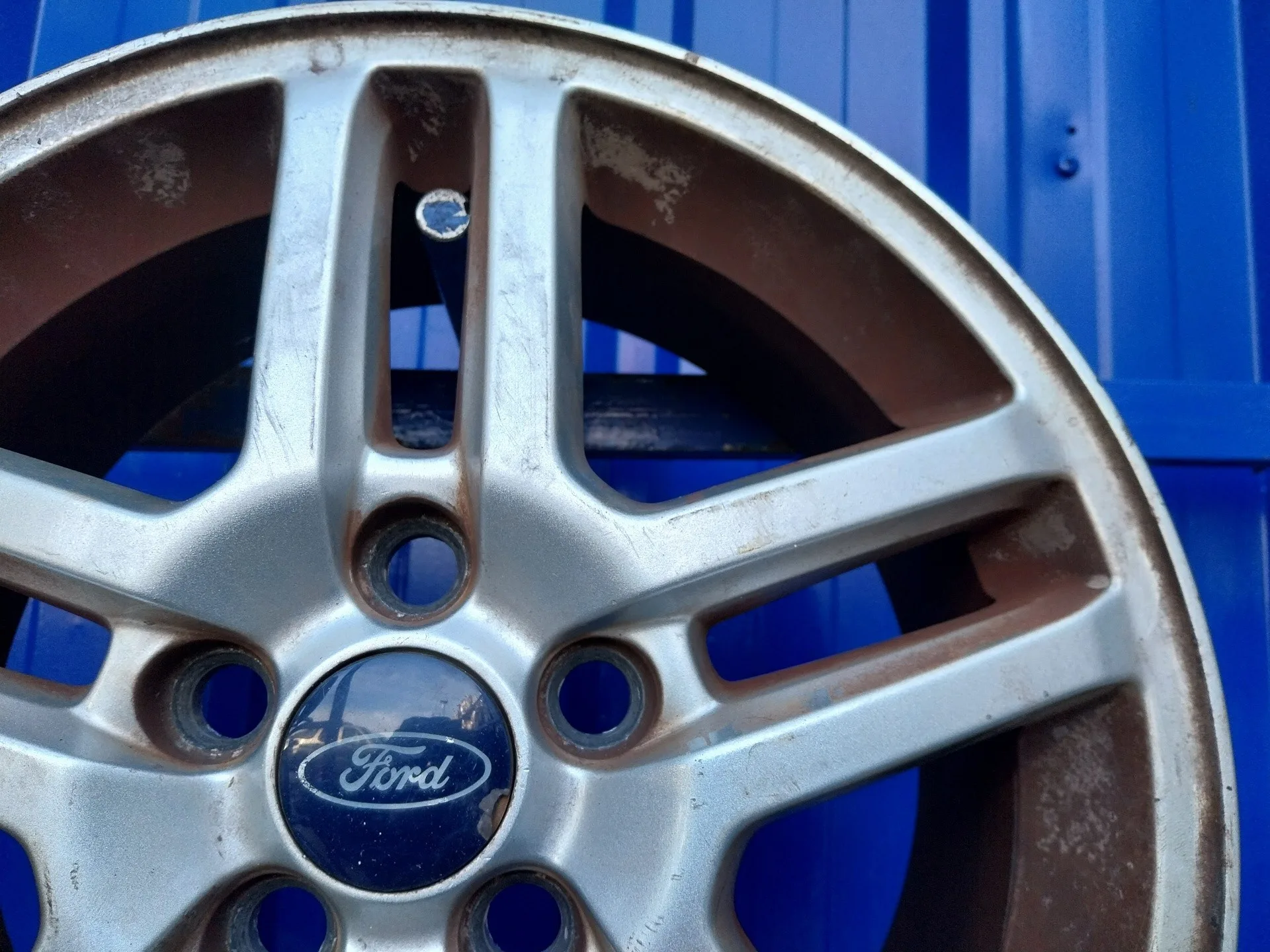 Llanta para Ford Focus C-Max (Cap)