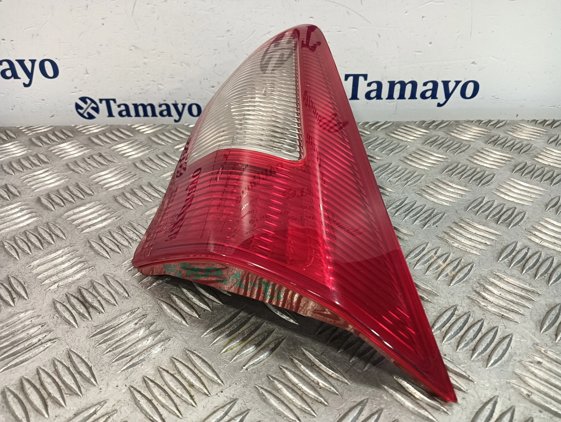 Piloto Trasero Derecho Interior para Mitsubishi Lancer Berlina (Cy0)