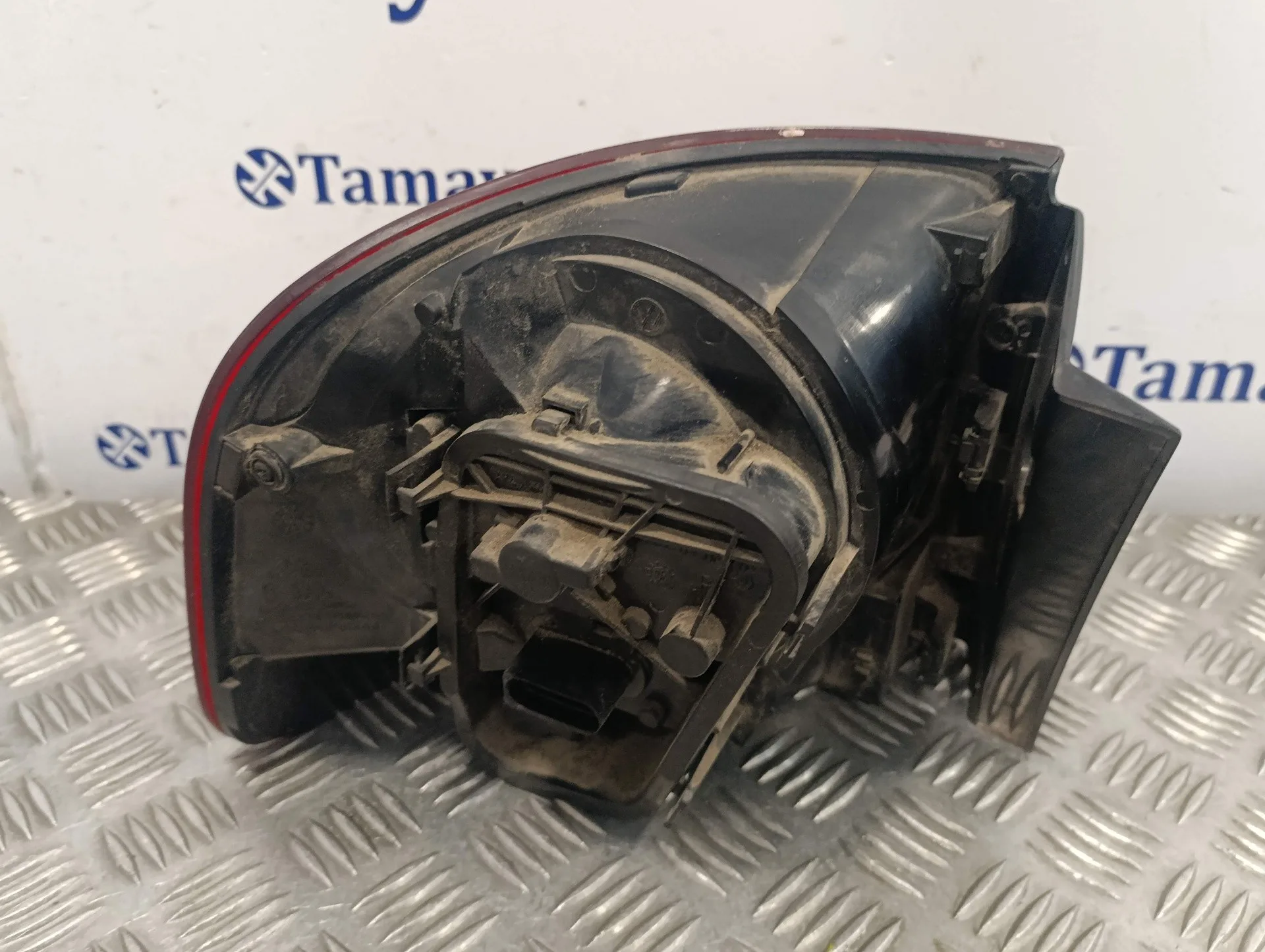 Piloto Trasero Derecho para Volkswagen Touareg (7L6)