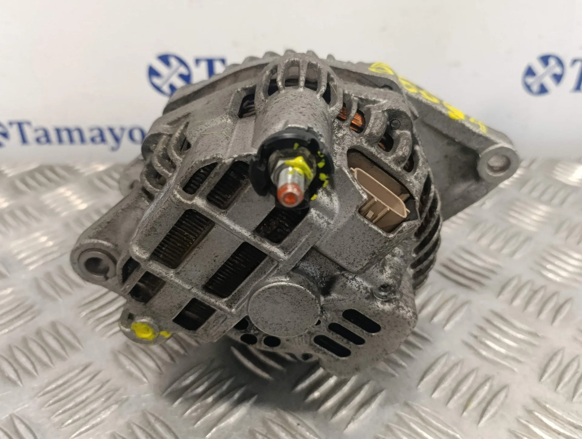 Alternador para Mitsubishi Lancer Berlina (Cy0)
