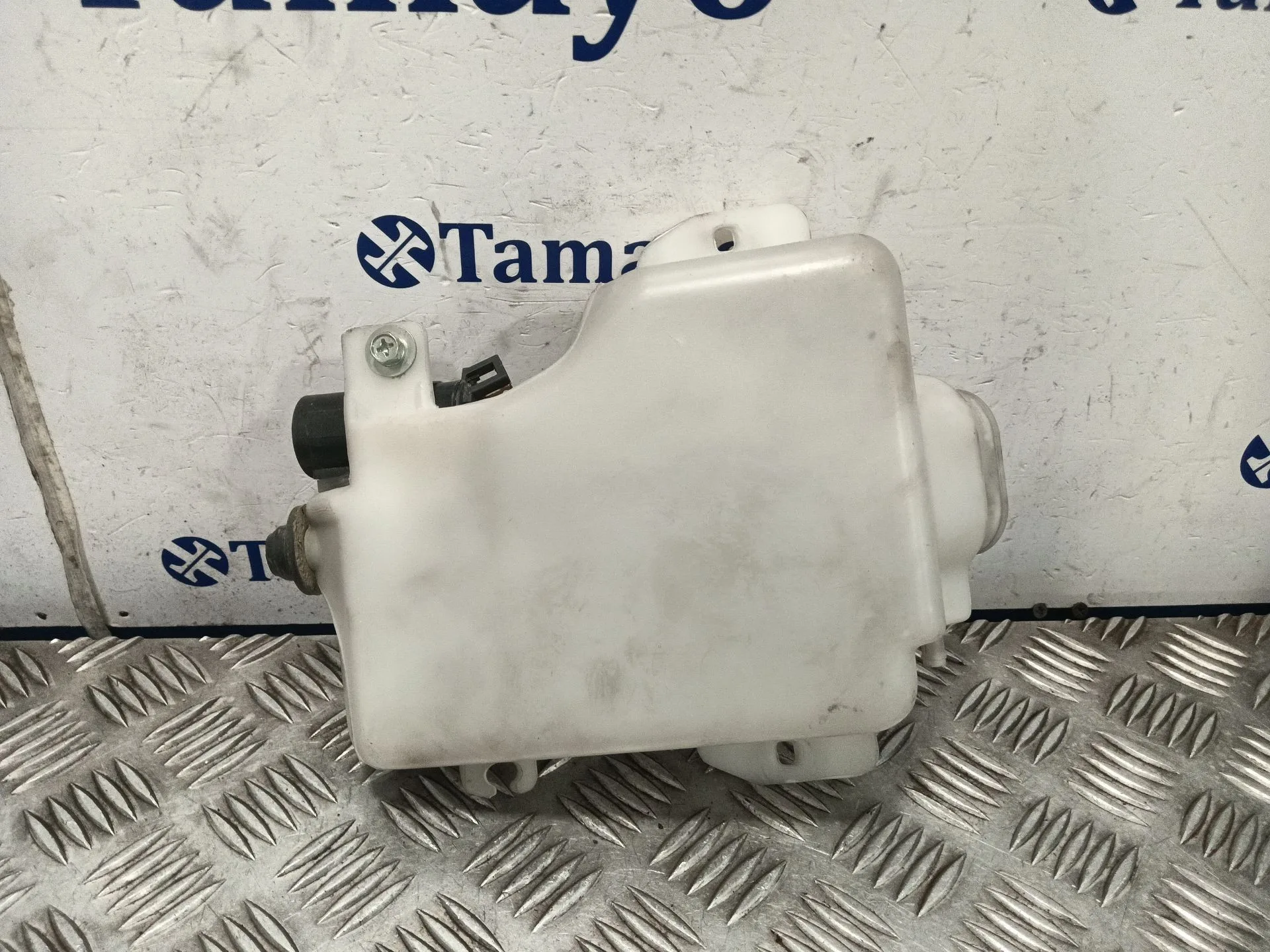 Deposito Limpia para Mitsubishi Montero (V60/V70)