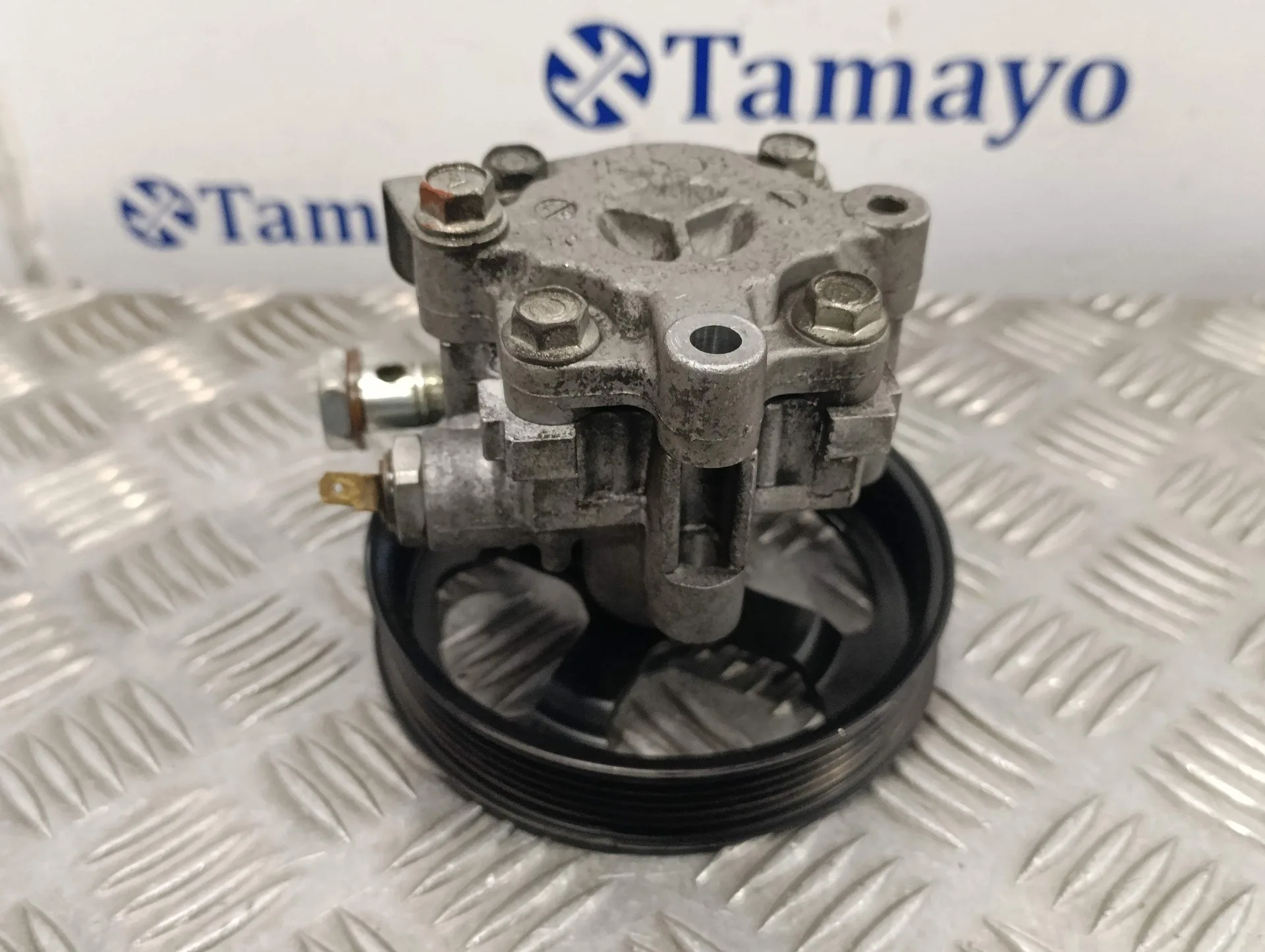 Bomba Direccion para Mitsubishi Lancer Berlina (Cy0)