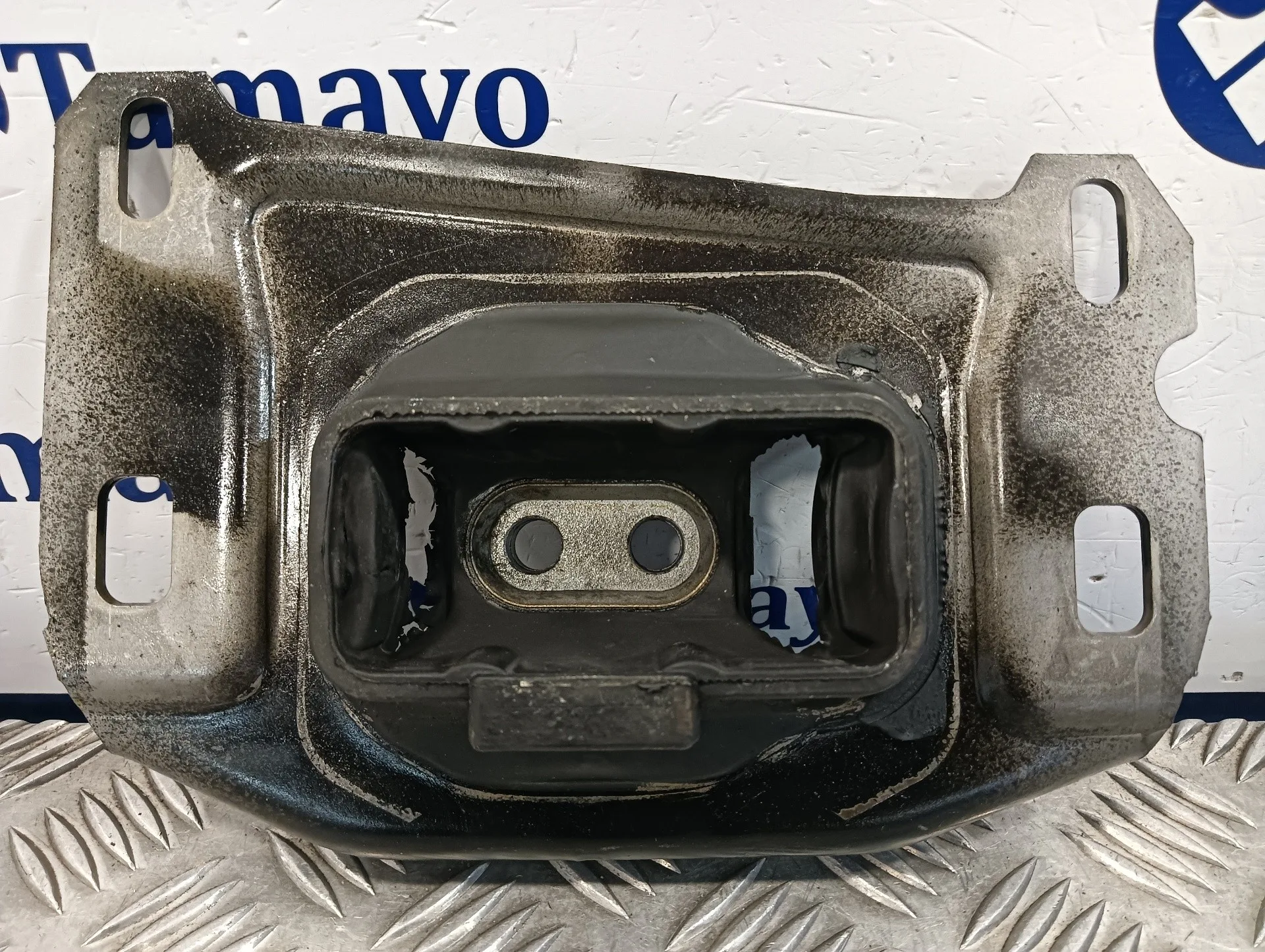 Soporte Motor para Toyota Proace