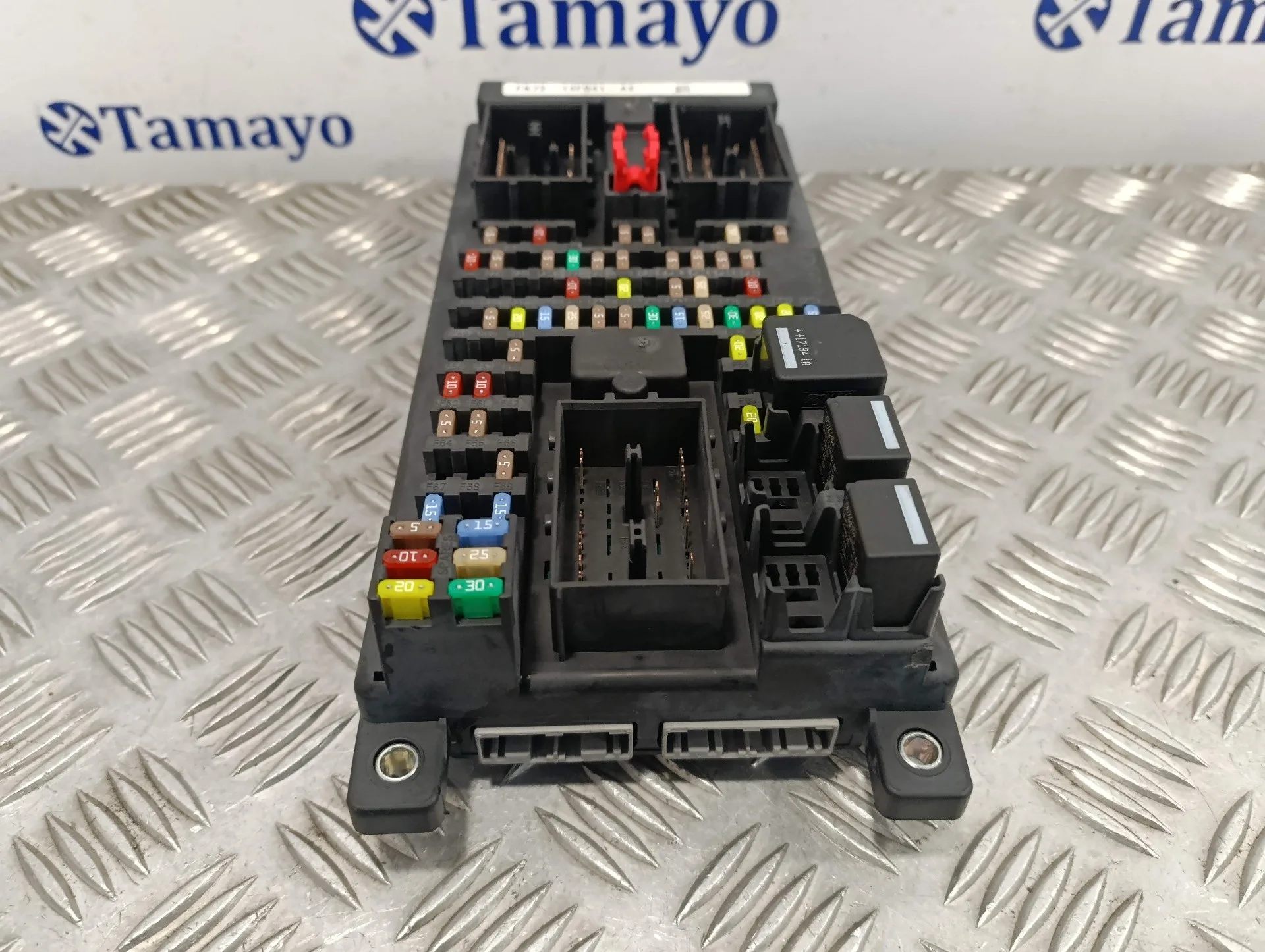 Caja Reles / Fusibles para Land Rover Discovery Sport