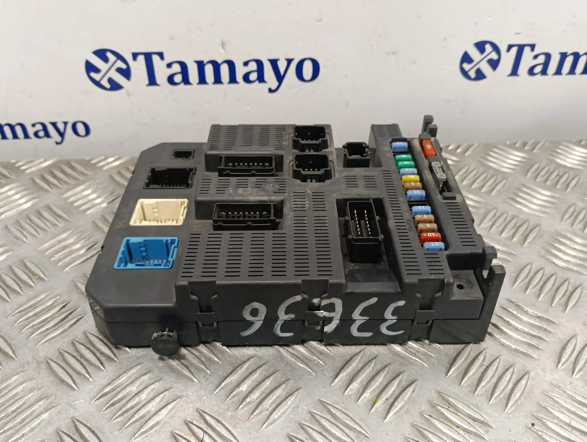 Caja Reles / Fusibles para Peugeot 207