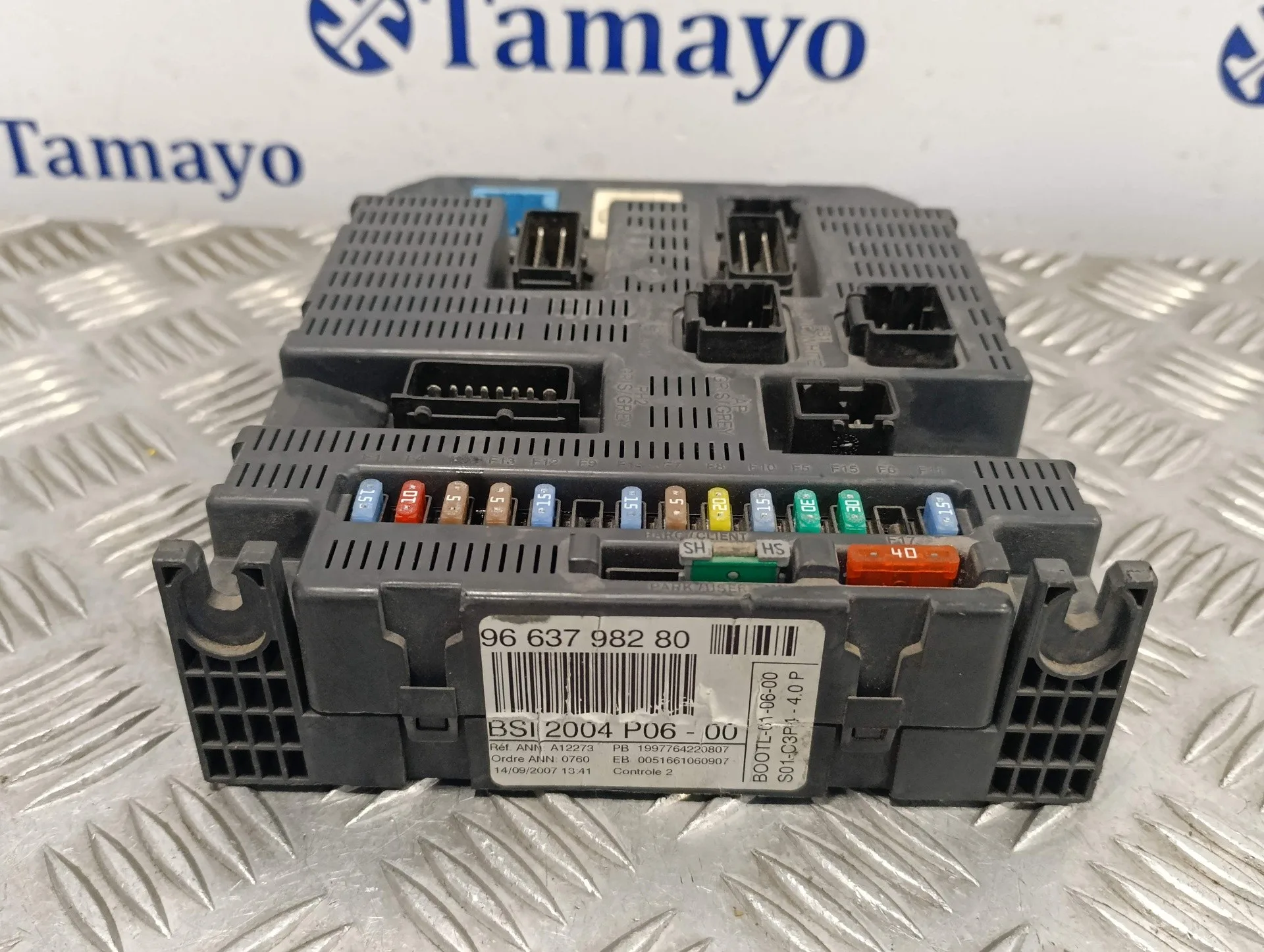 Caja Reles / Fusibles para Peugeot 207