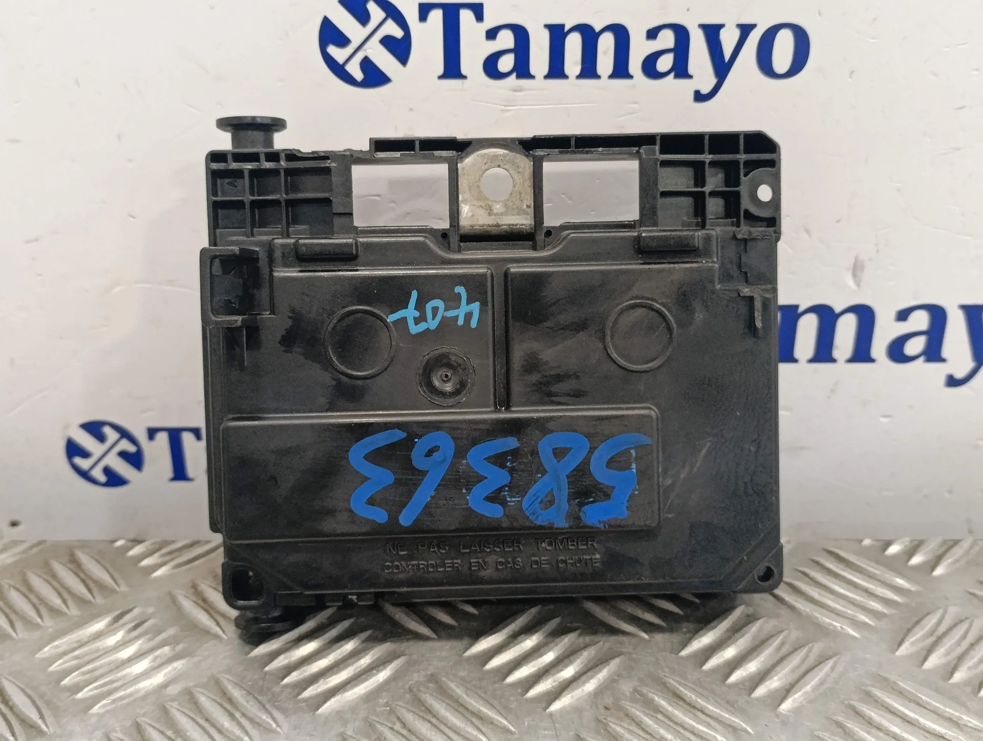 Caja Reles / Fusibles para Peugeot 407 Sw