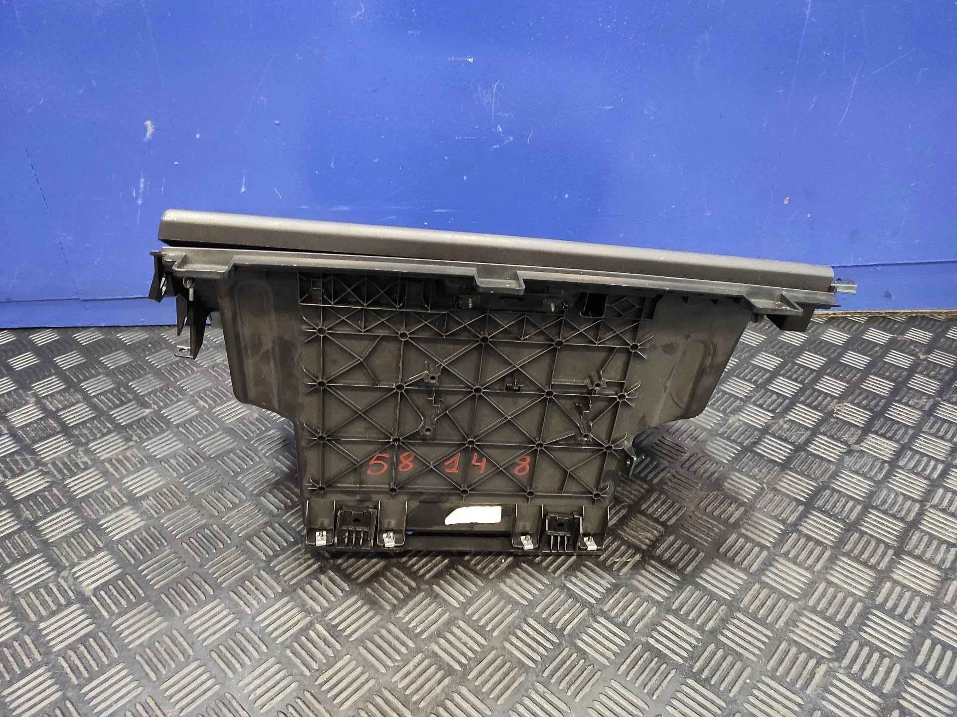 Guantera Central Delantera para Land Rover Discovery Sport