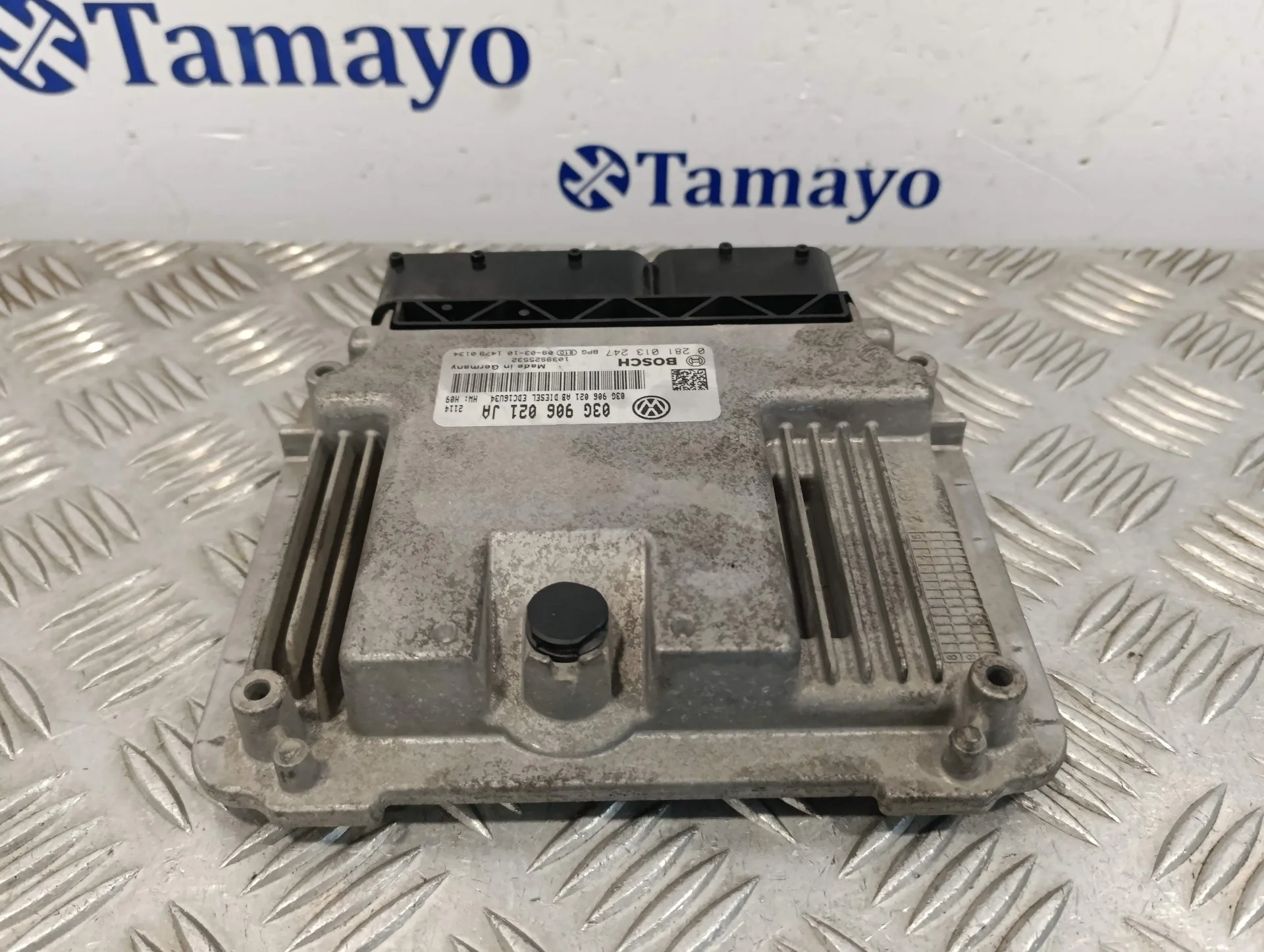 Centralita Motor Uce para Volkswagen Caddy Ka/Kb (2K)
