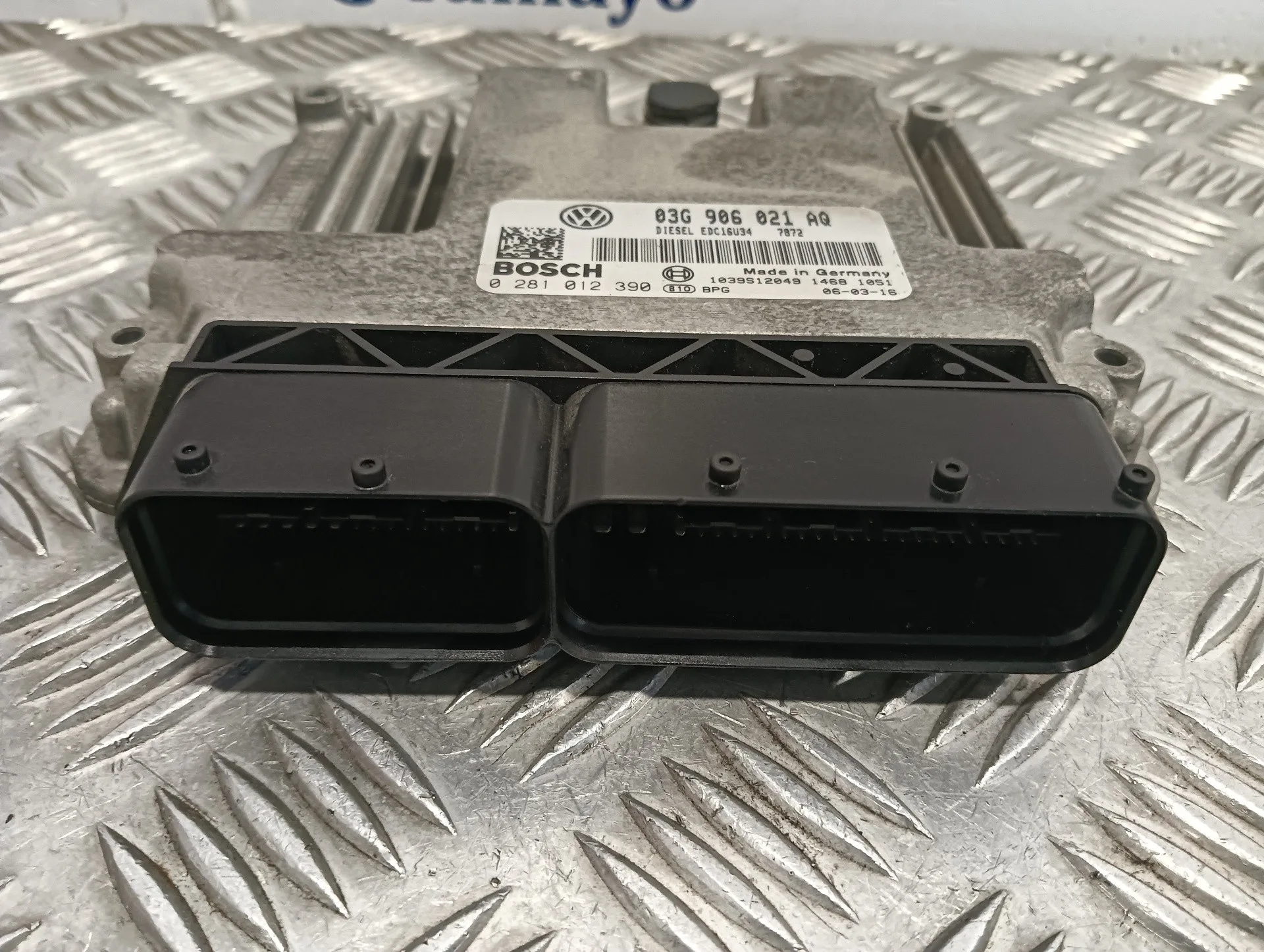 Centralita Motor Uce para Volkswagen Caddy Ka/Kb (2K)