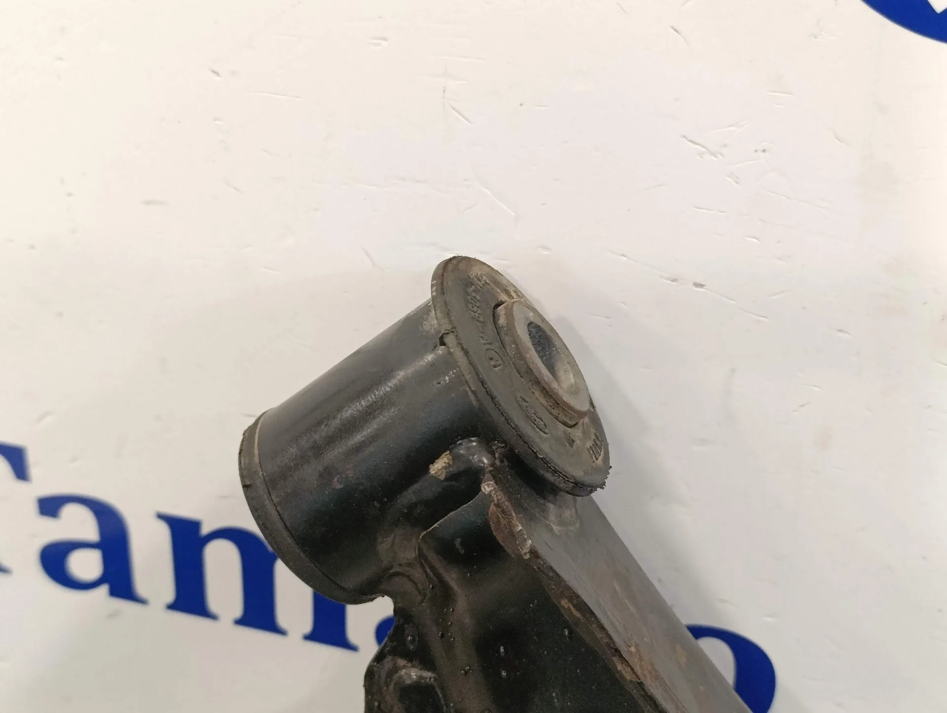 Brazo Suspension Inferior Delantero Izquierdo para Ford Transit Kastenwagen (Ttg)