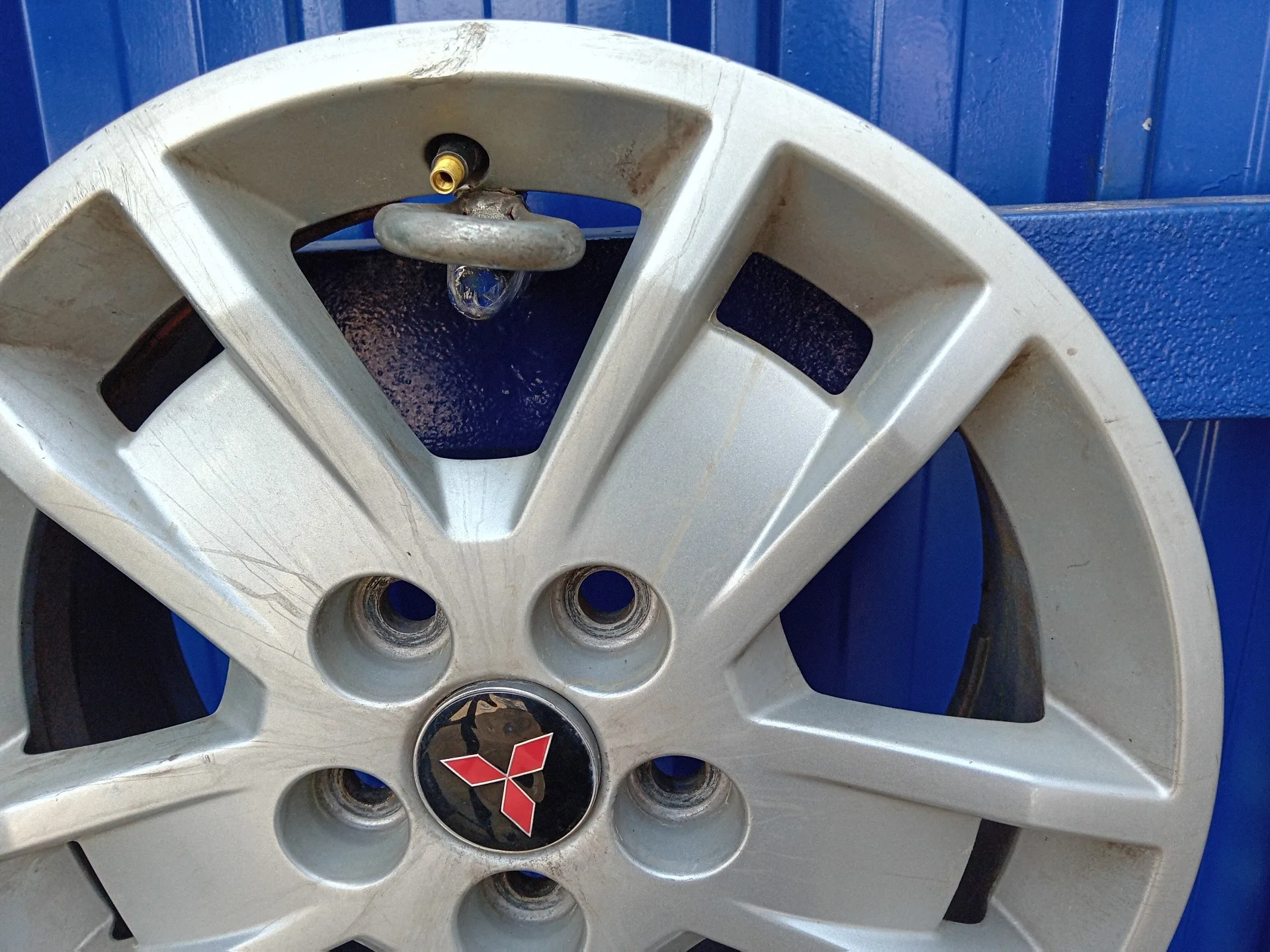 Llanta para Mitsubishi Lancer Berlina (Cy0)