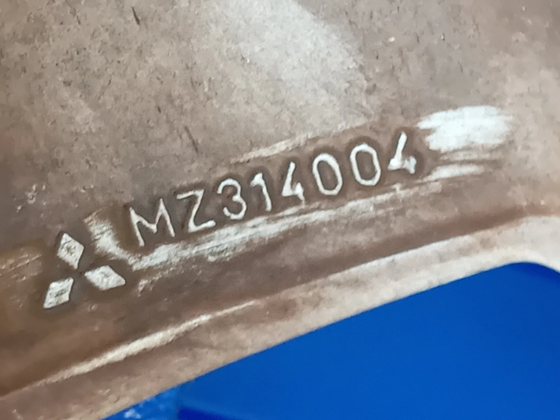 Llanta para Mitsubishi Lancer Berlina (Cy0)