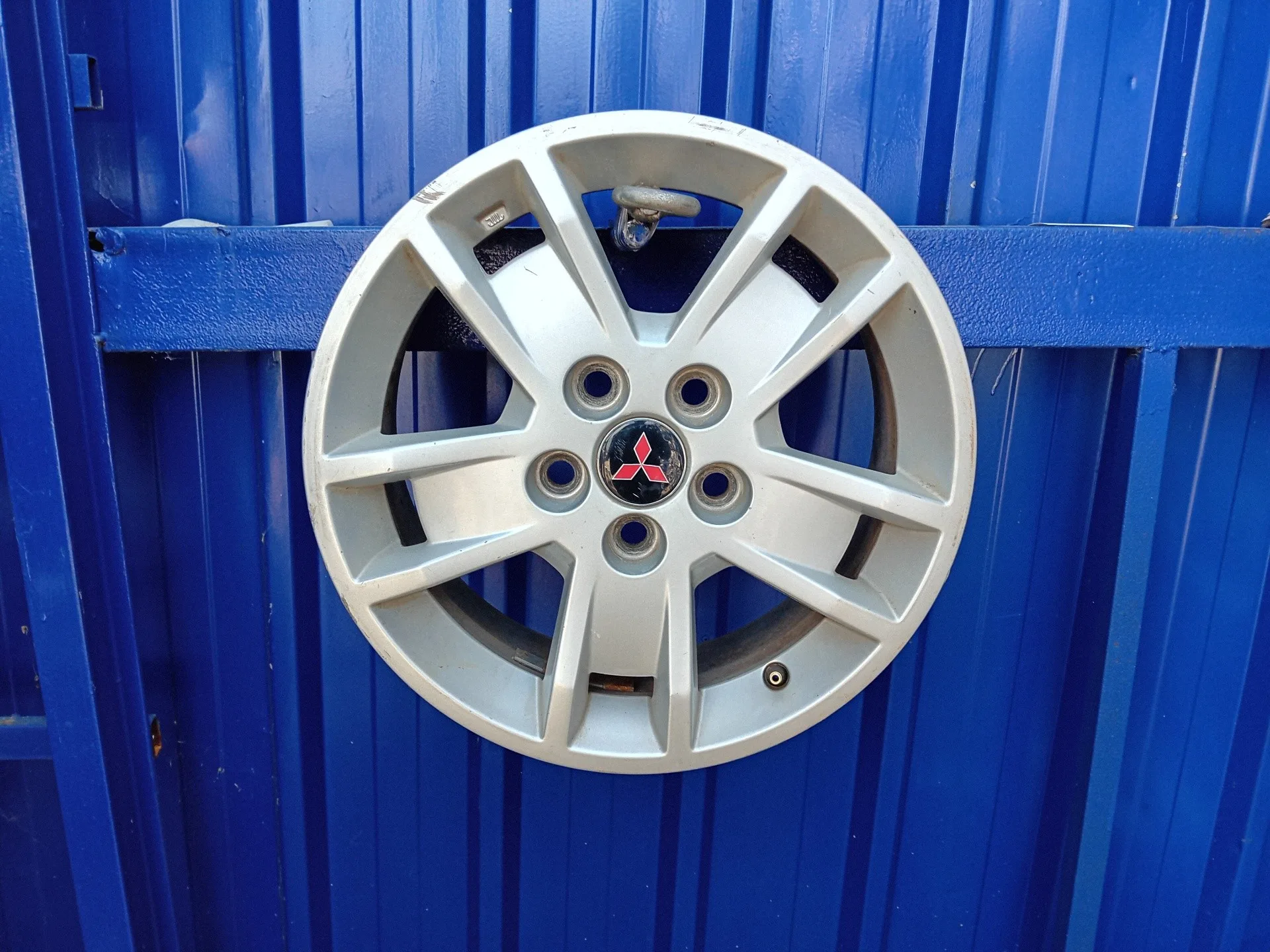 Llanta para Mitsubishi Lancer Berlina (Cy0)