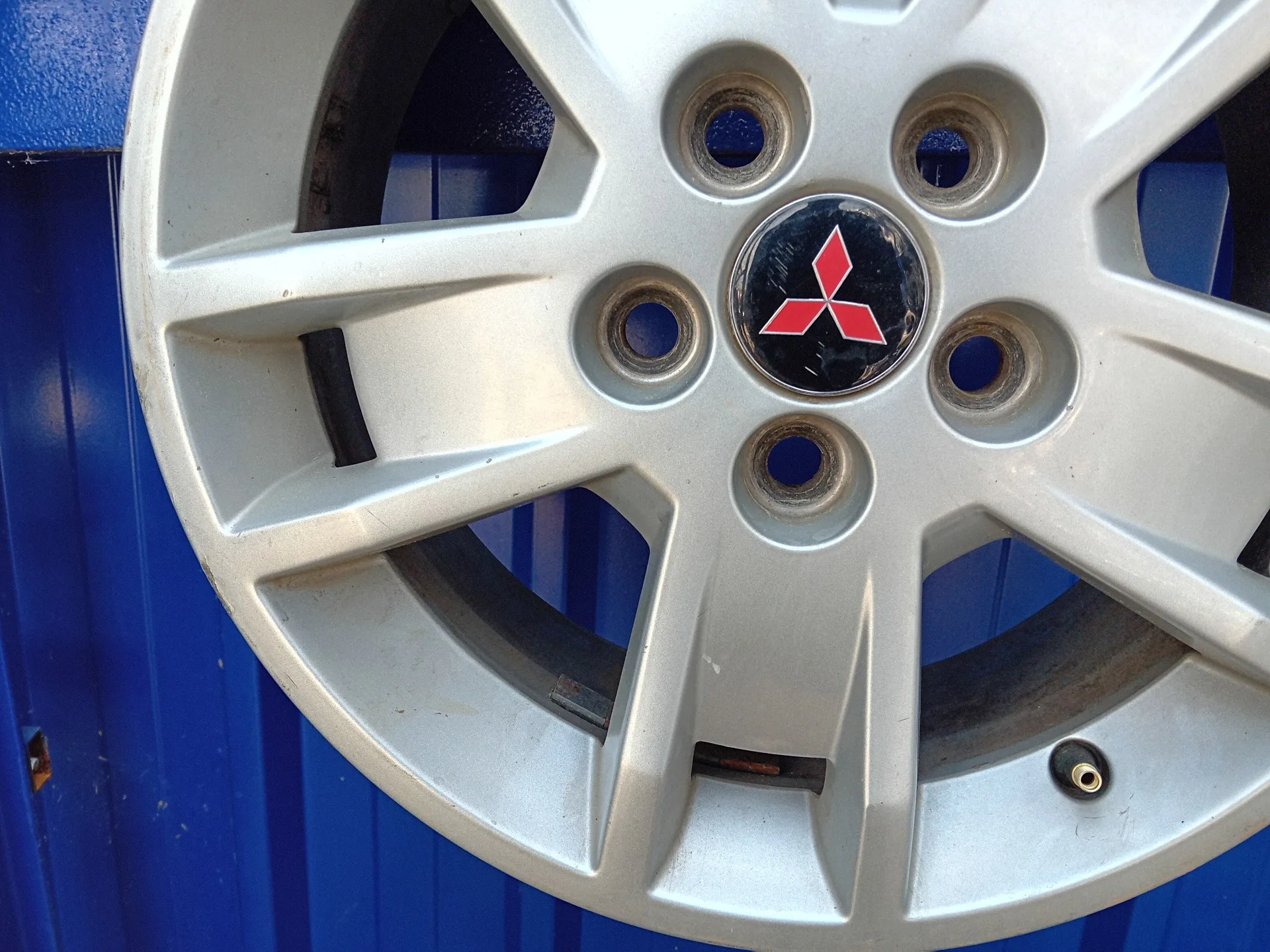 Llanta para Mitsubishi Lancer Berlina (Cy0)