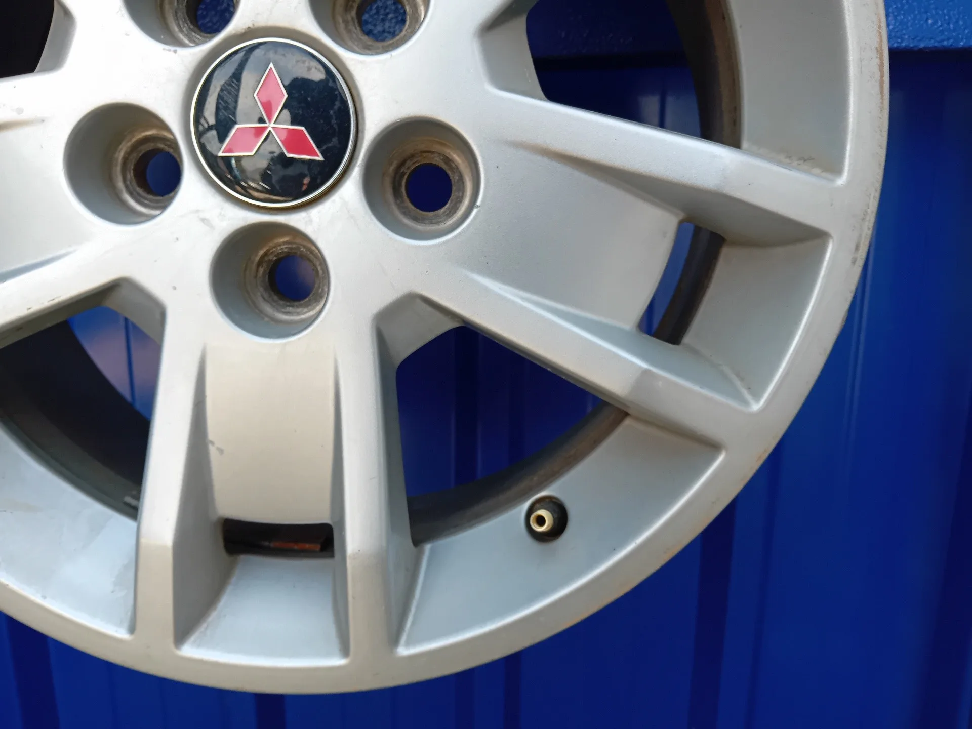 Llanta para Mitsubishi Lancer Berlina (Cy0)