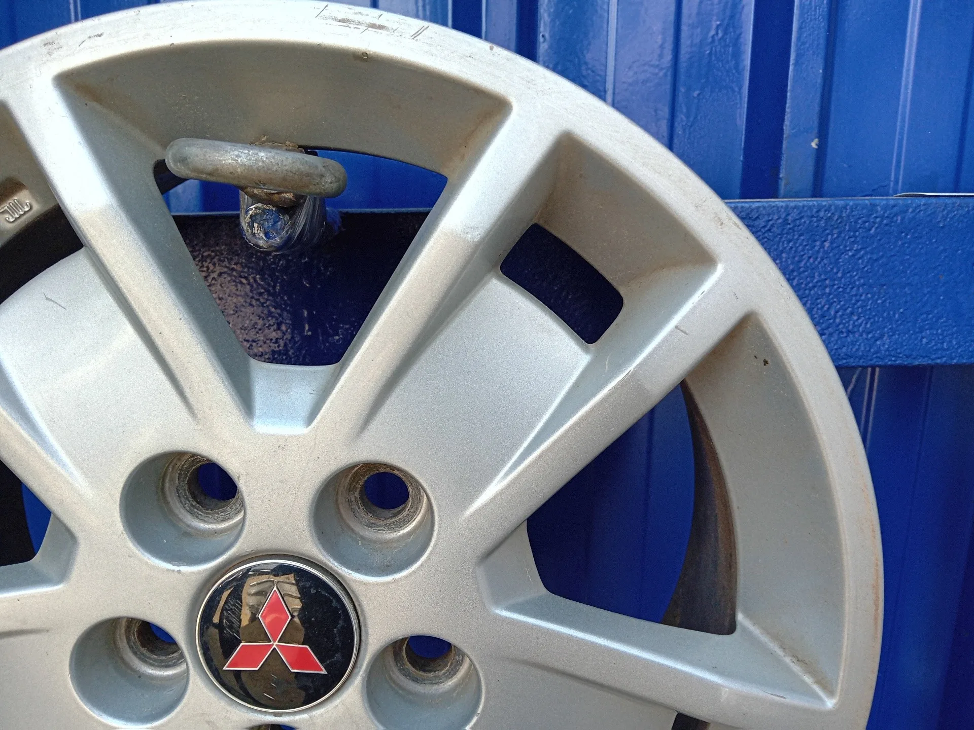 Llanta para Mitsubishi Lancer Berlina (Cy0)