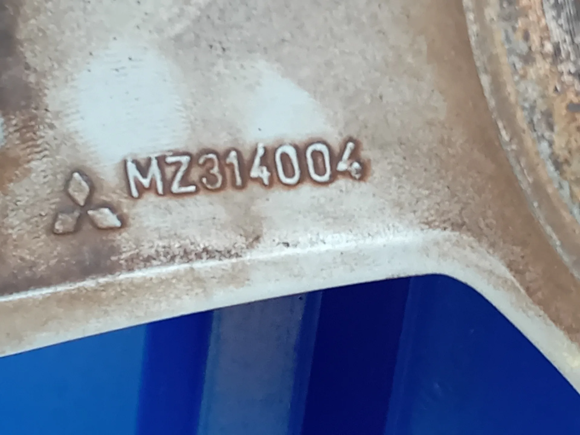 Llanta para Mitsubishi Lancer Berlina (Cy0)