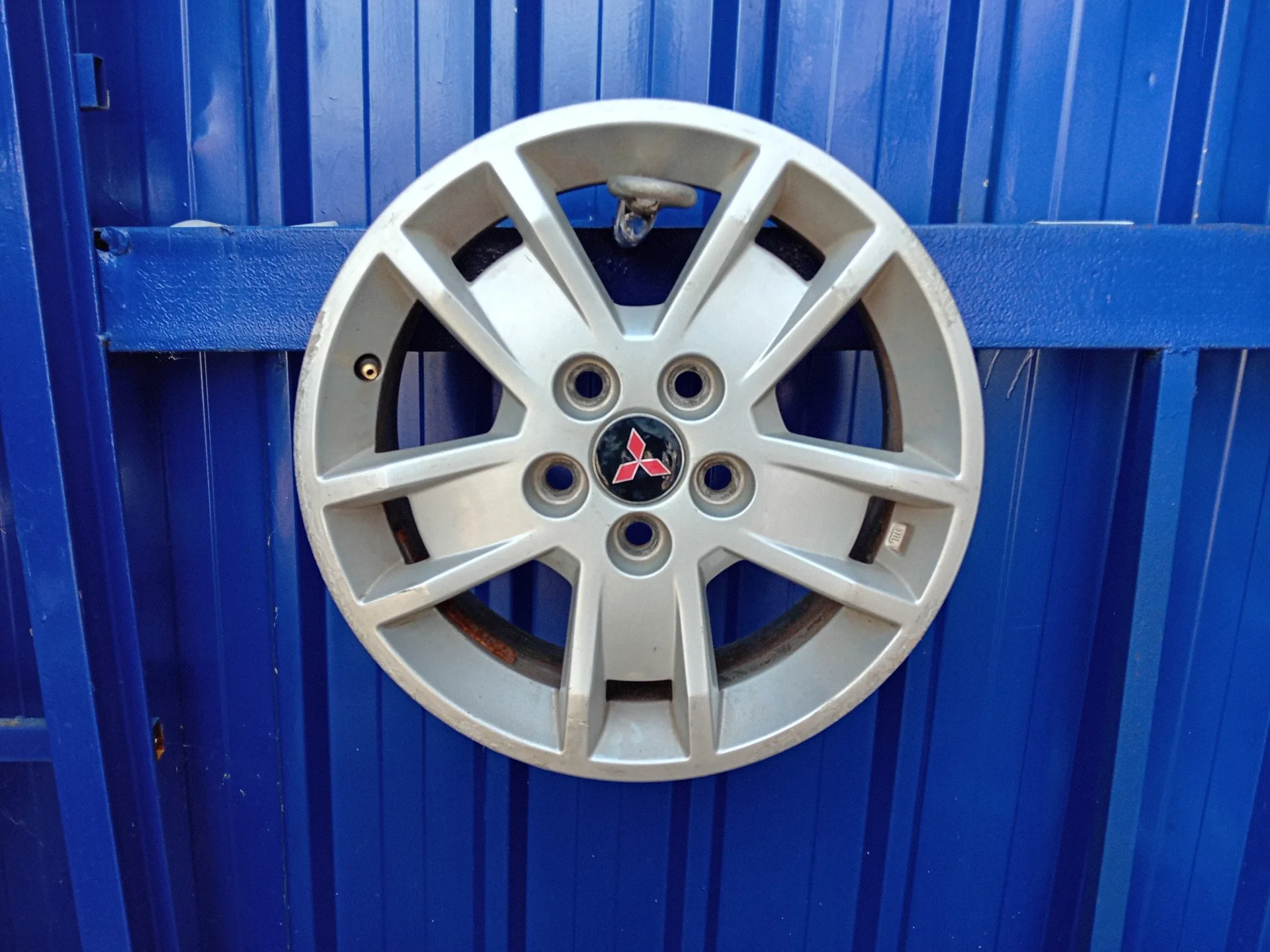 Llanta para Mitsubishi Lancer Berlina (Cy0)