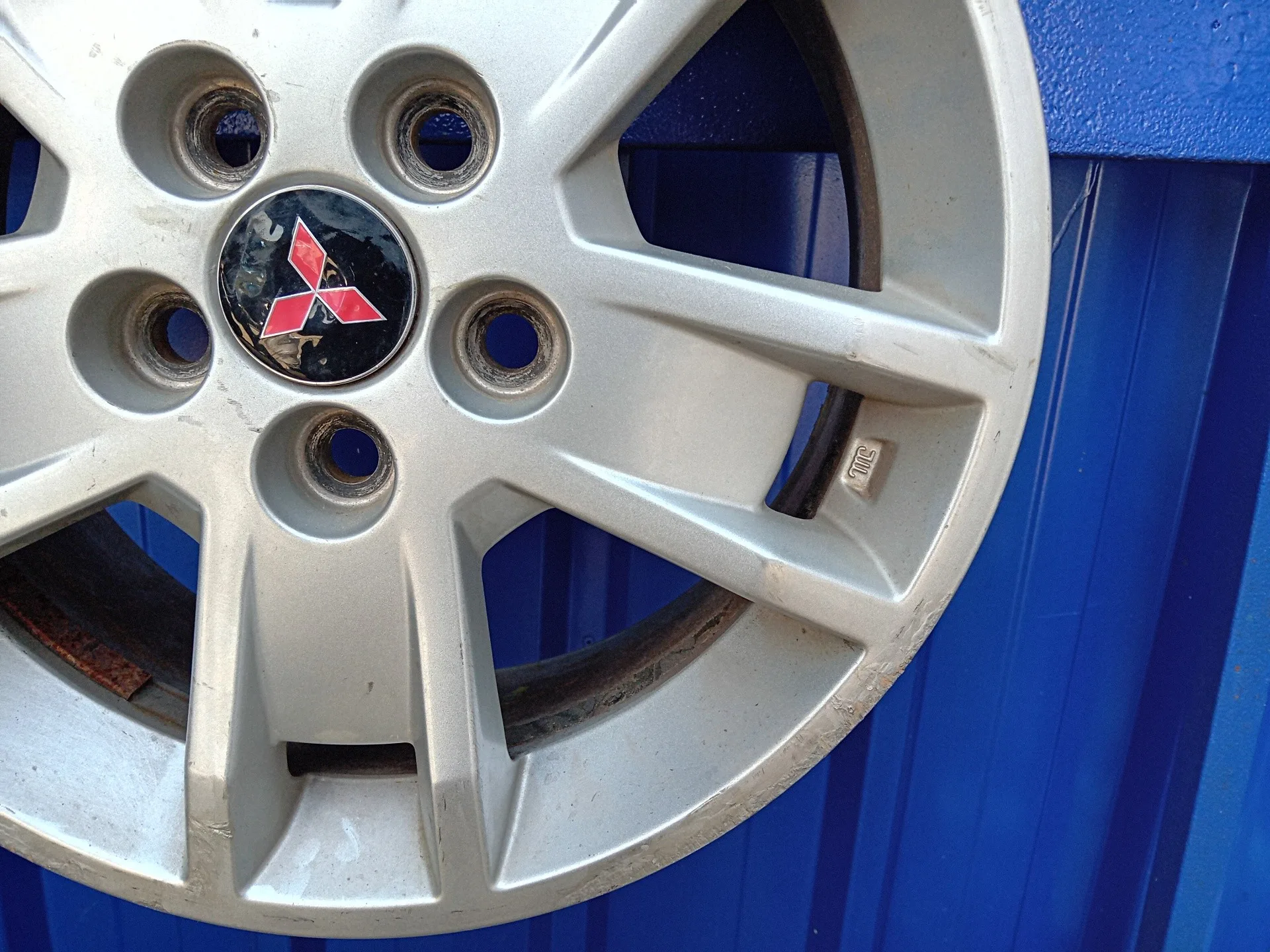 Llanta para Mitsubishi Lancer Berlina (Cy0)