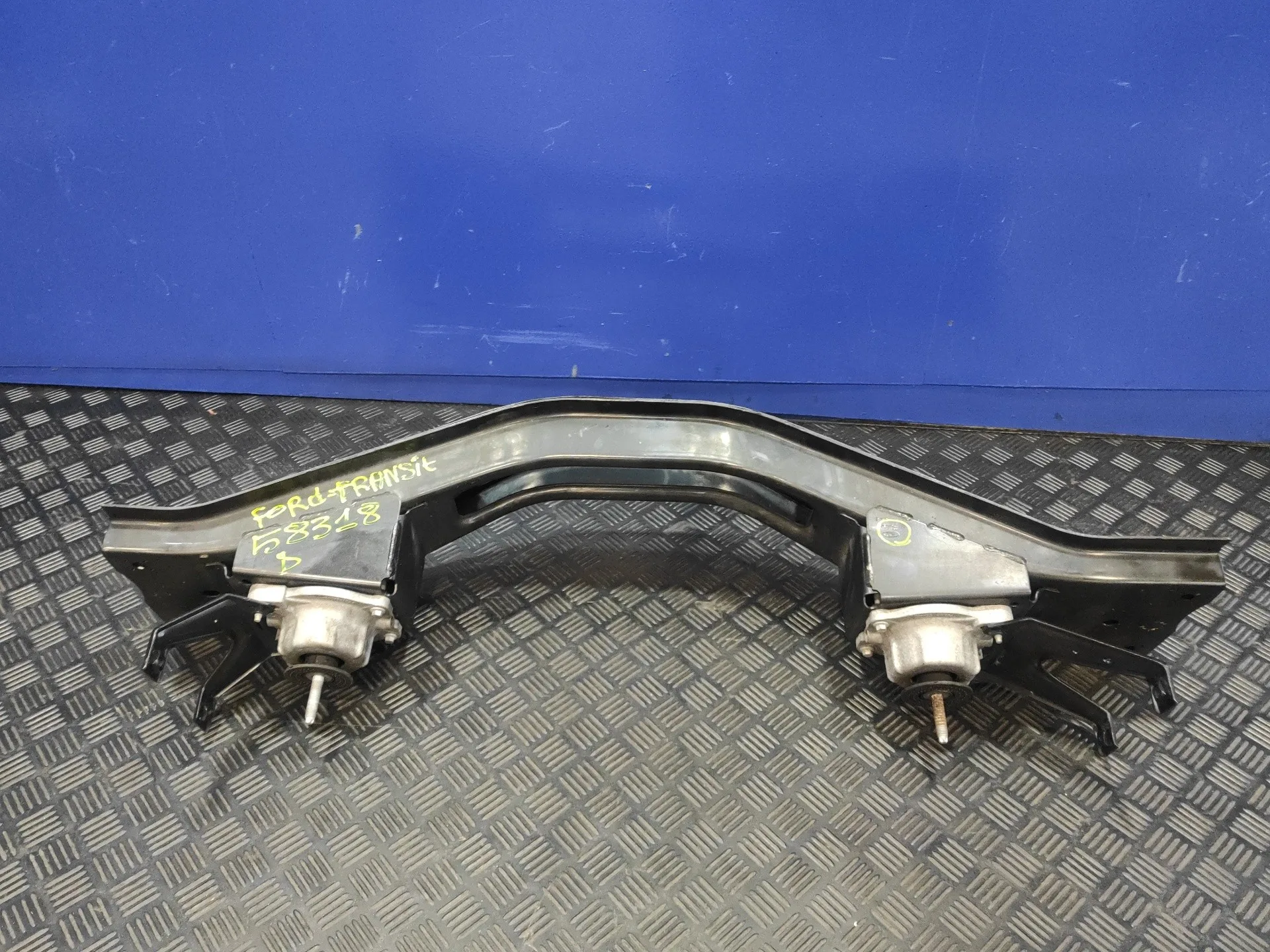 Soporte para Ford Transit Kastenwagen (Ttg)
