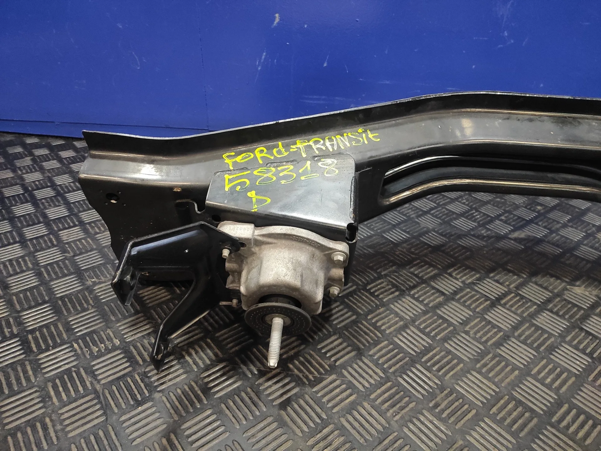Soporte para Ford Transit Kastenwagen (Ttg)