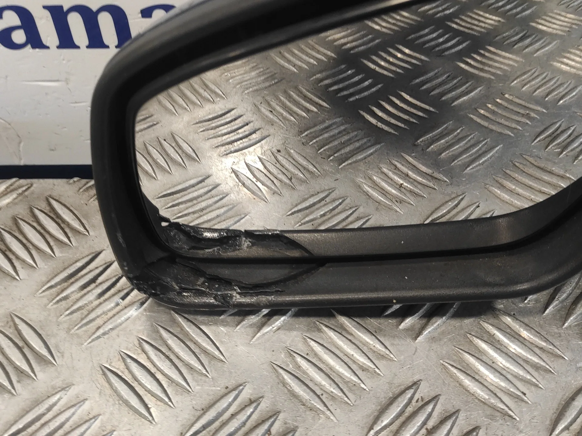Retrovisor Izquierdo para Ford Focus Berlina (Cap)