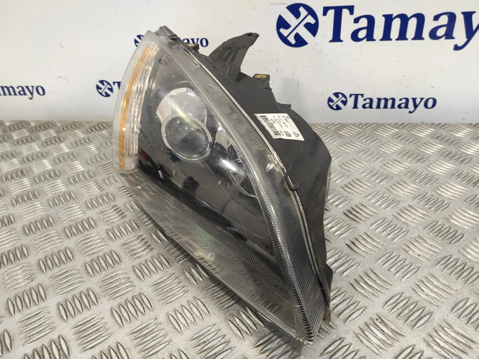 Faro Derecho para Ford Focus Berlina (Cap)