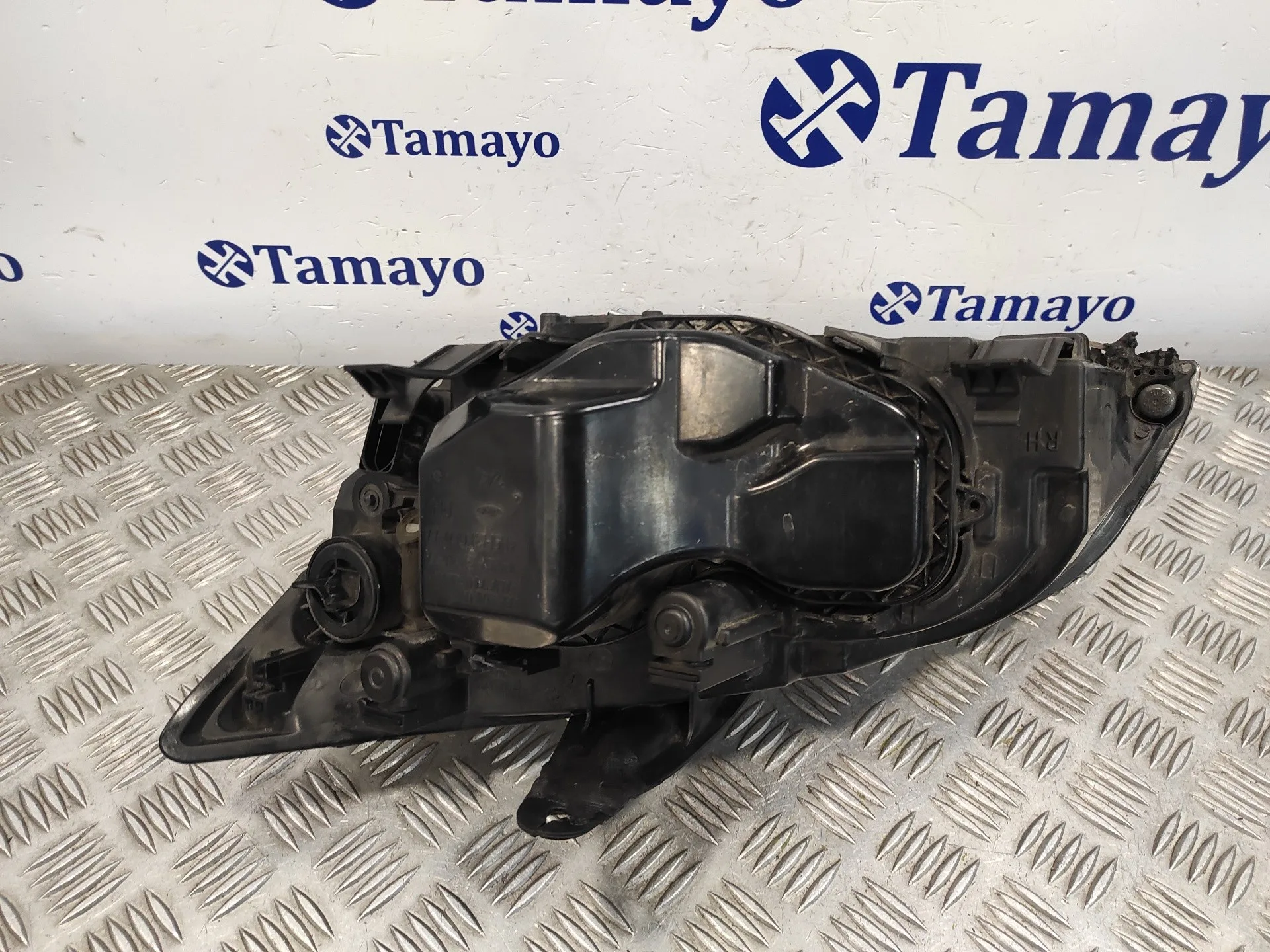 Faro Derecho para Ford Focus Berlina (Cap)