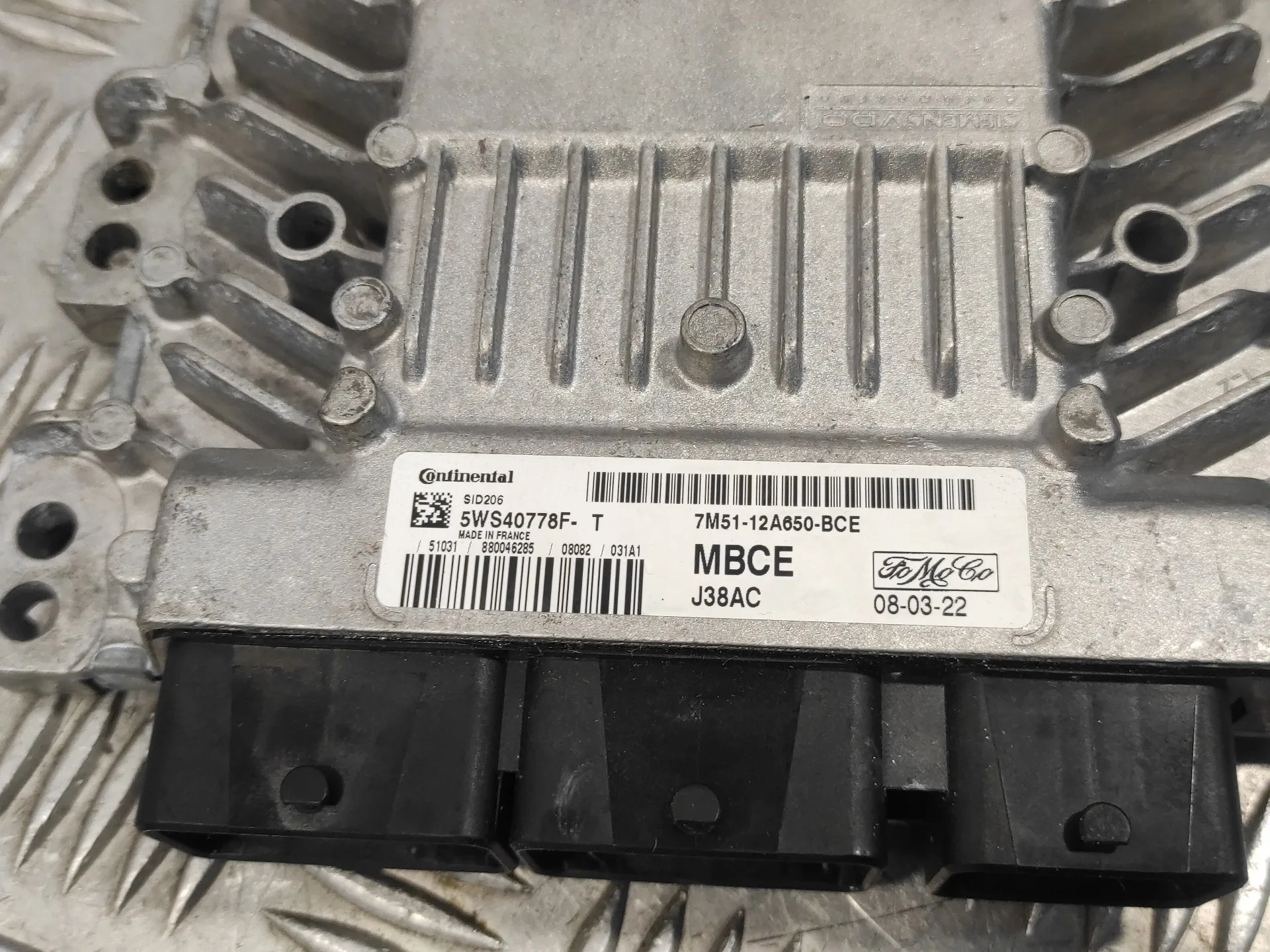 Centralita Motor Uce para Ford Focus Lim. (Cb4)