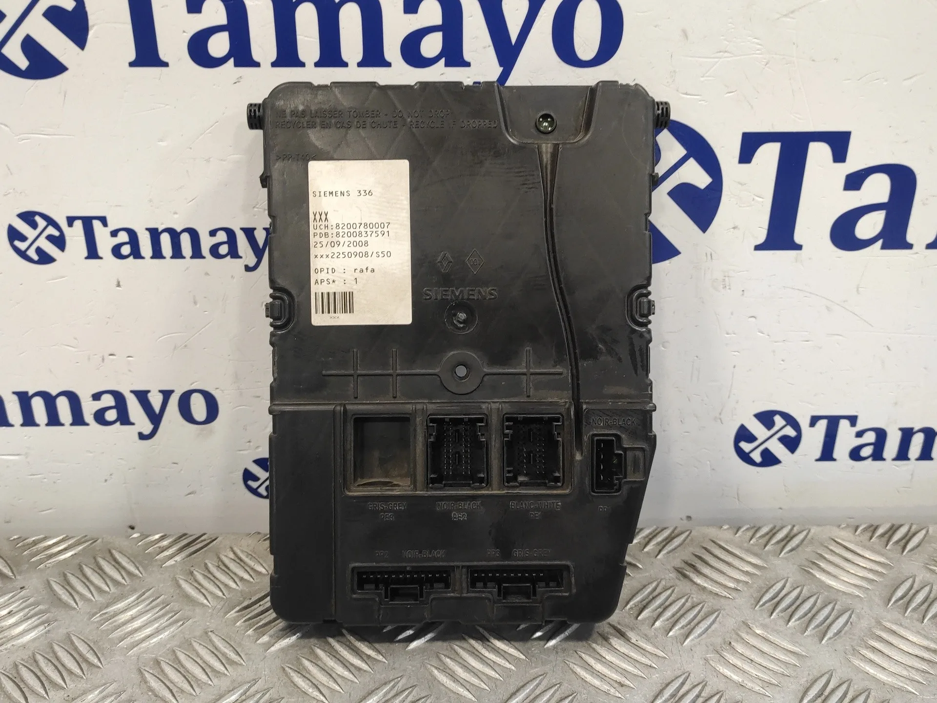 Caja Reles / Fusibles para Renault Megane Ii Berlina 5P