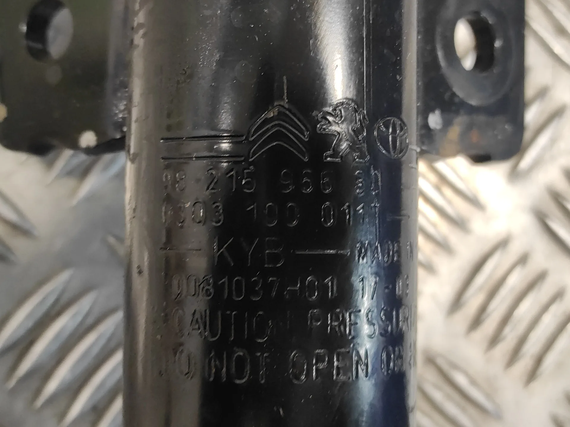 Amortiguador Delantero Izquierdo para Toyota Proace
