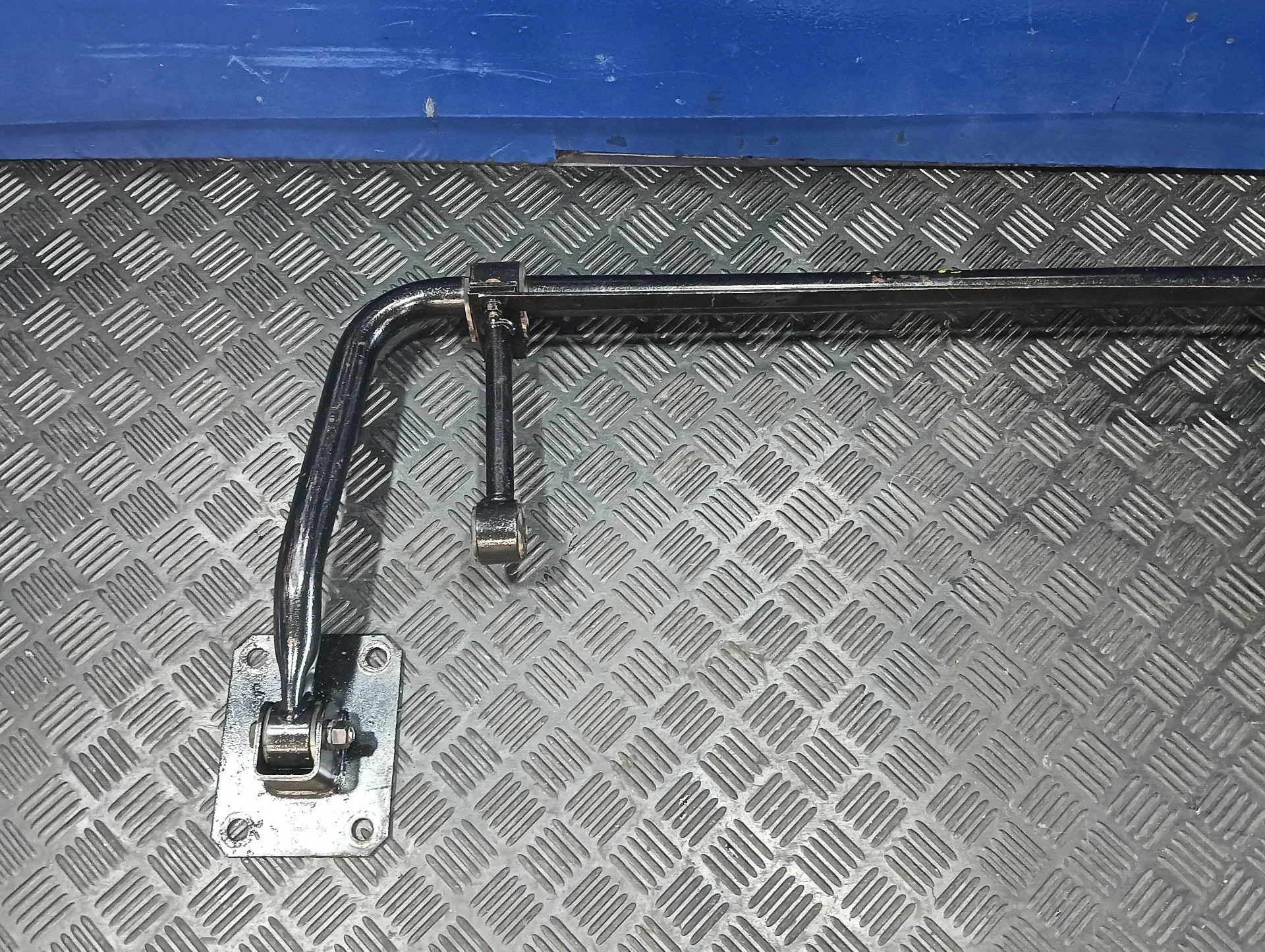 Barra Estabilizadora Trasera para Mitsubishi Canter 01/99 ->