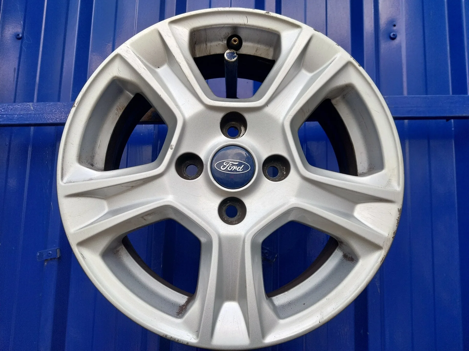 Llanta para Ford Tourneo Courier (C4A)