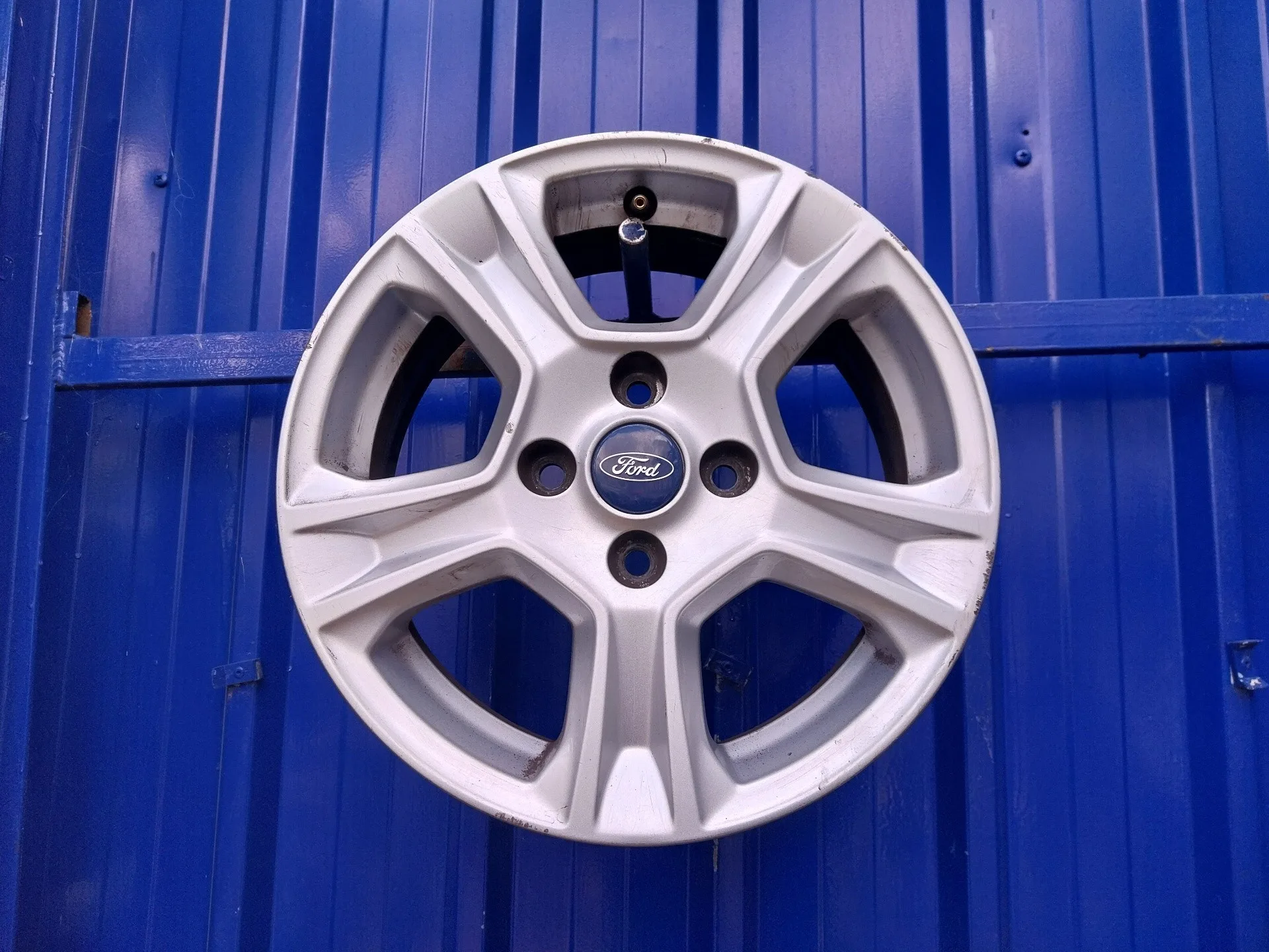 Llanta para Ford Tourneo Courier (C4A)