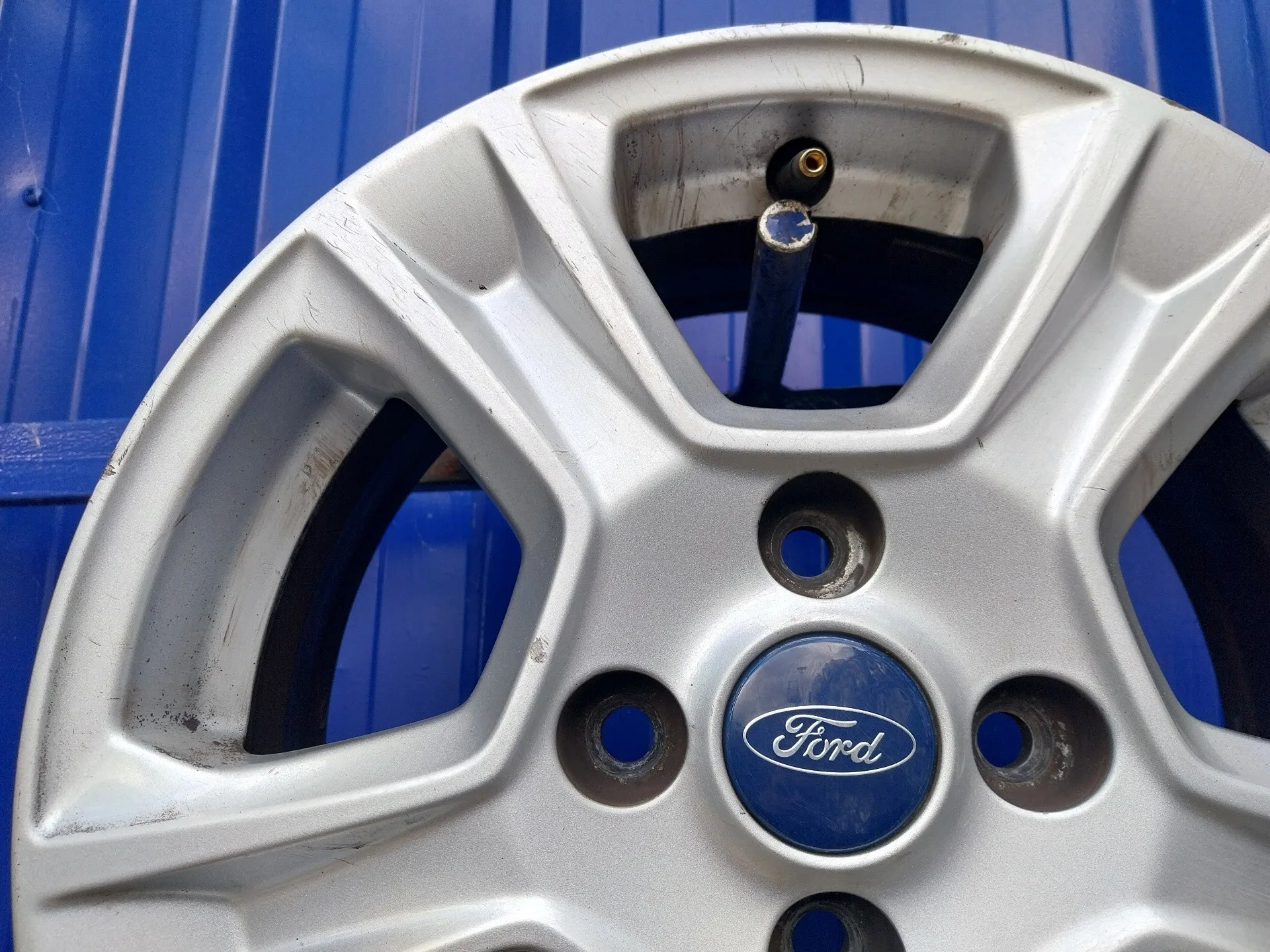 Llanta para Ford Tourneo Courier (C4A)